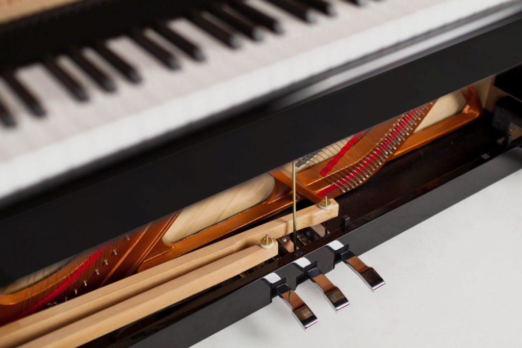 Klavier Feurich 122 Universal