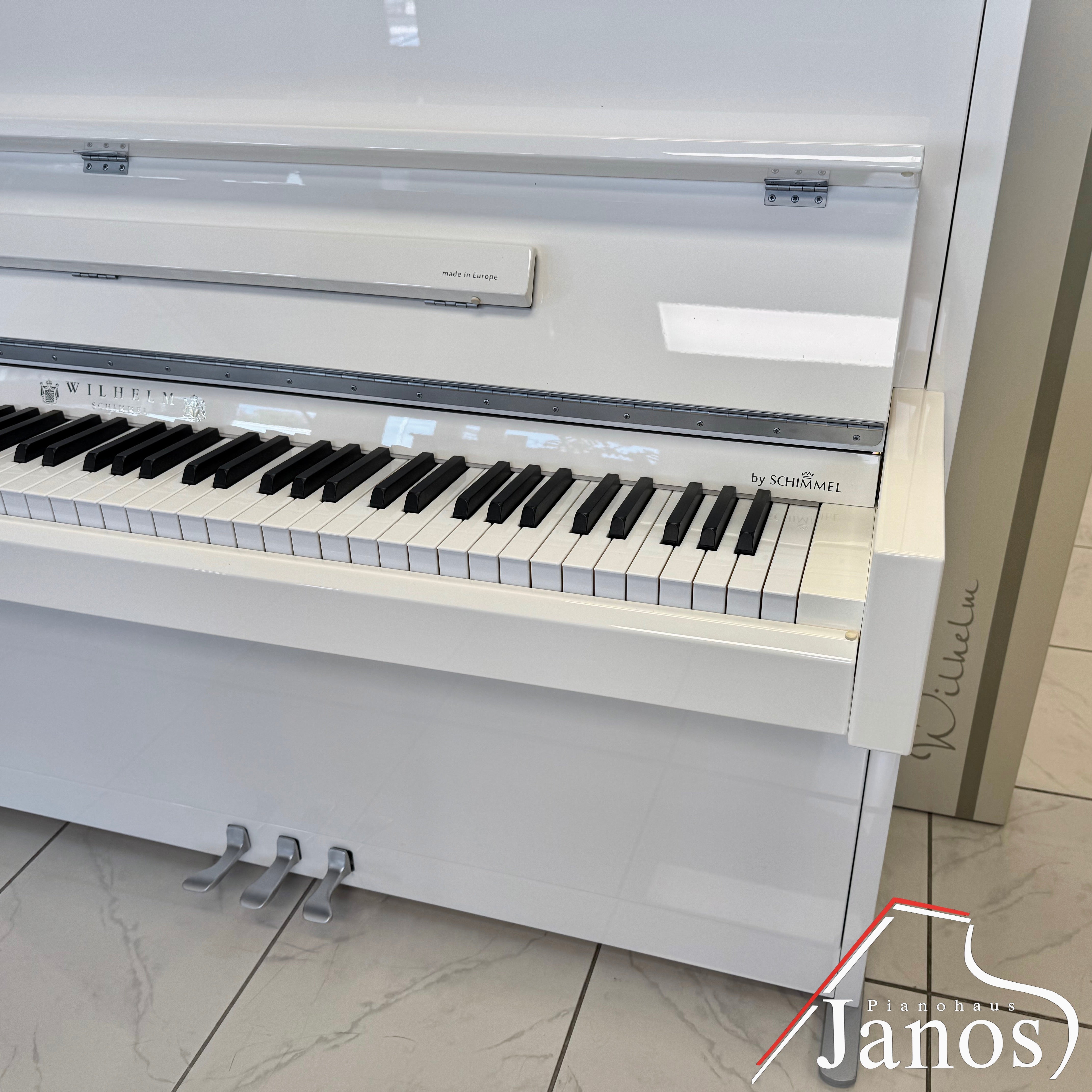 Klavier W. Schimmel - 114 Modern - Weiß Hochglanz