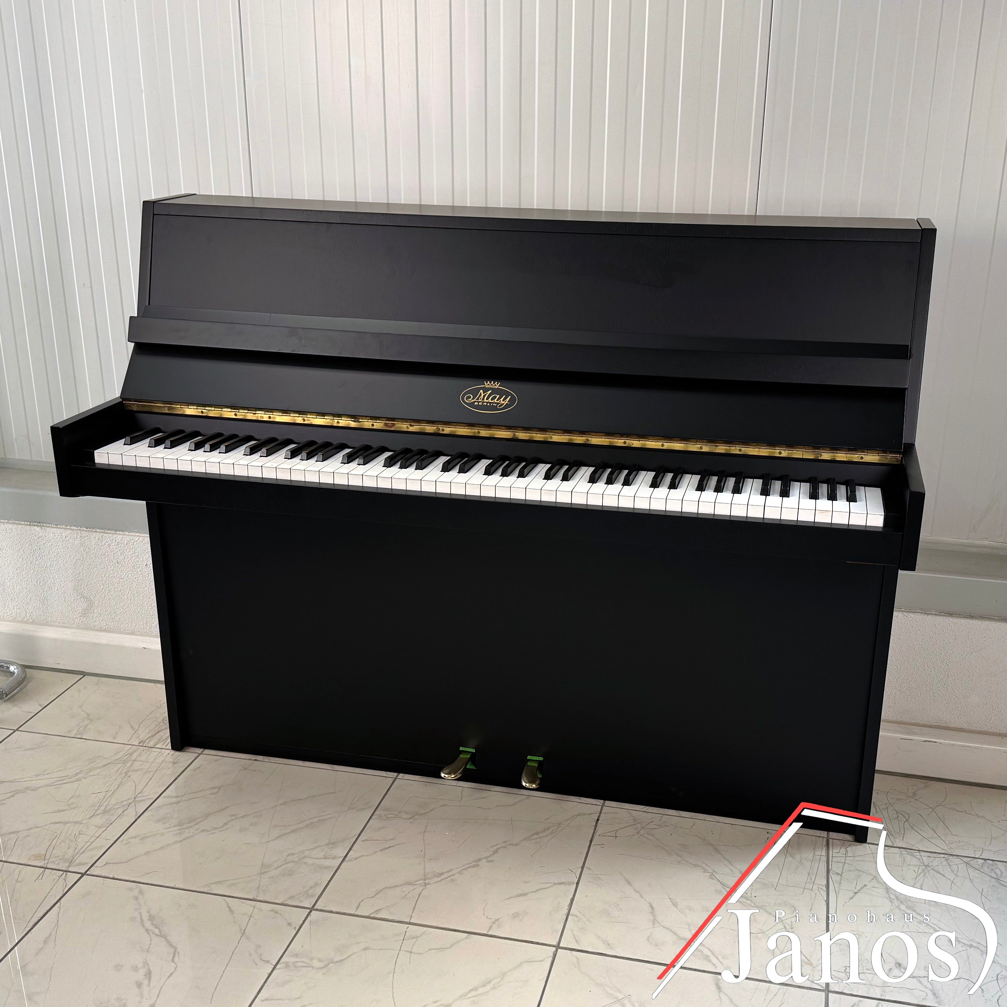 Klavier May Berlin by Schimmel - Schwarz - Mietangebot