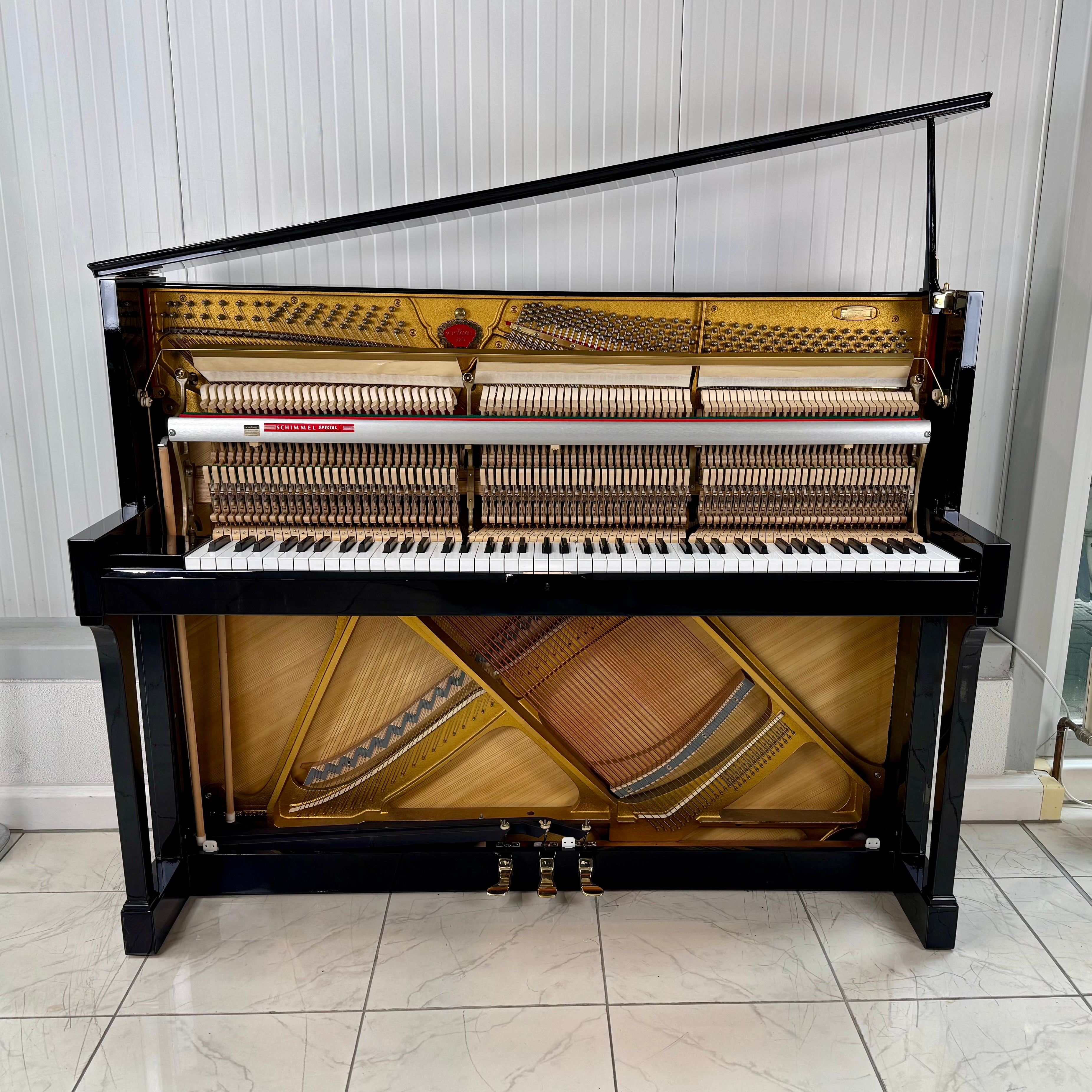 Klavier Schimmel 118 T - Schwarz Hochglanz