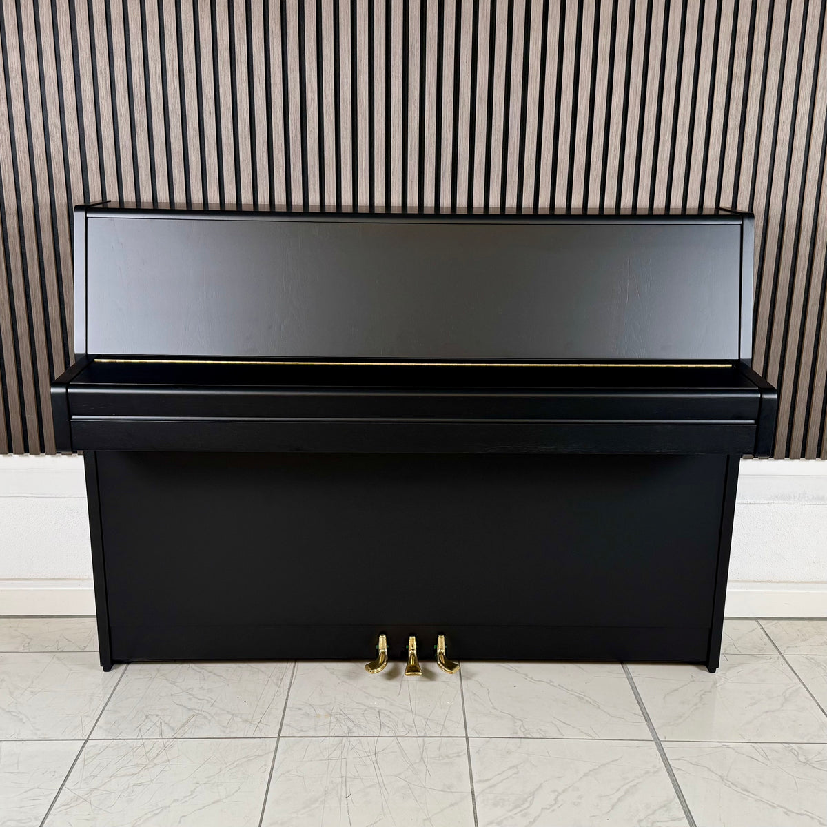 Klavier Yamaha 105 - Schwarz Matt