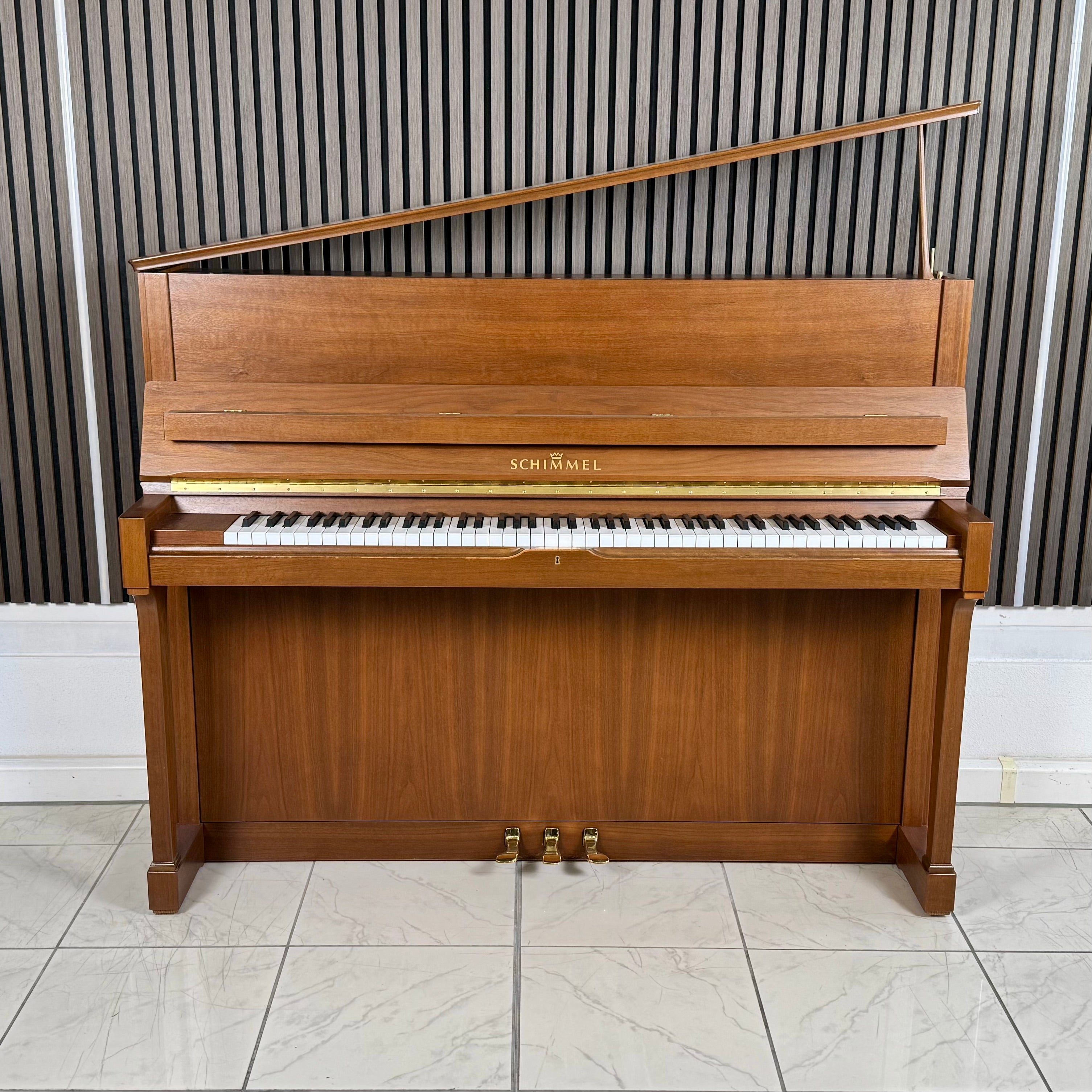 Klavier Schimmel 118 T - Nussbaum Satiniert