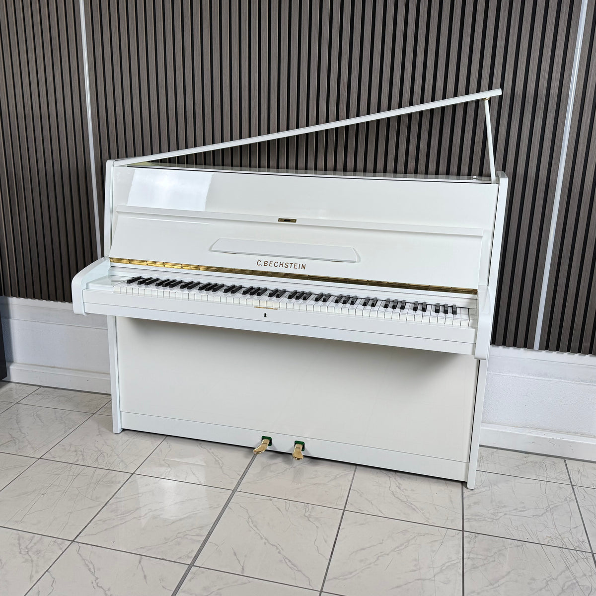 Klavier C. Bechstein 12 N - Weiß Hochglanz