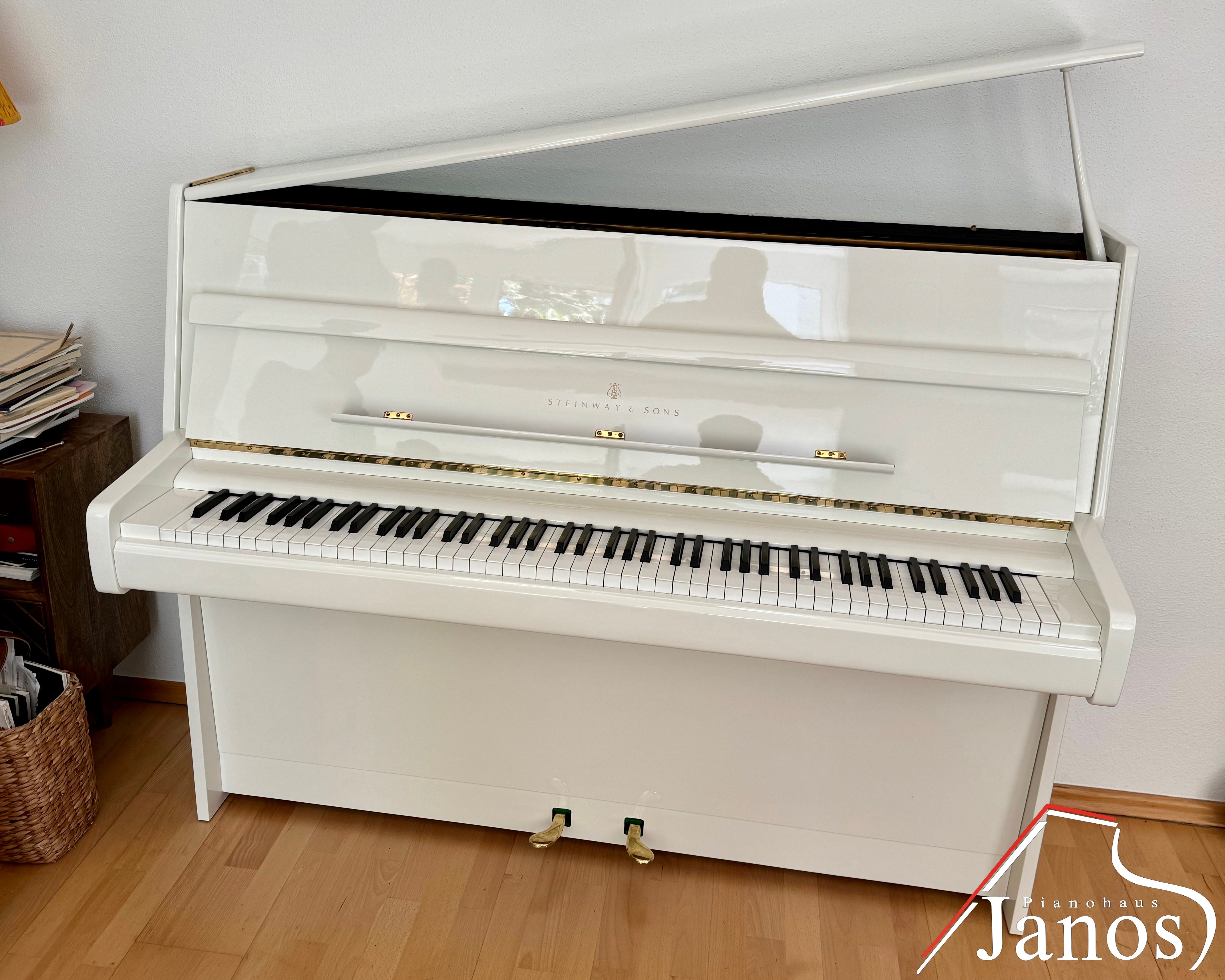 Klavier Steinway & Sons Z-114 - Weiß Hochglanz