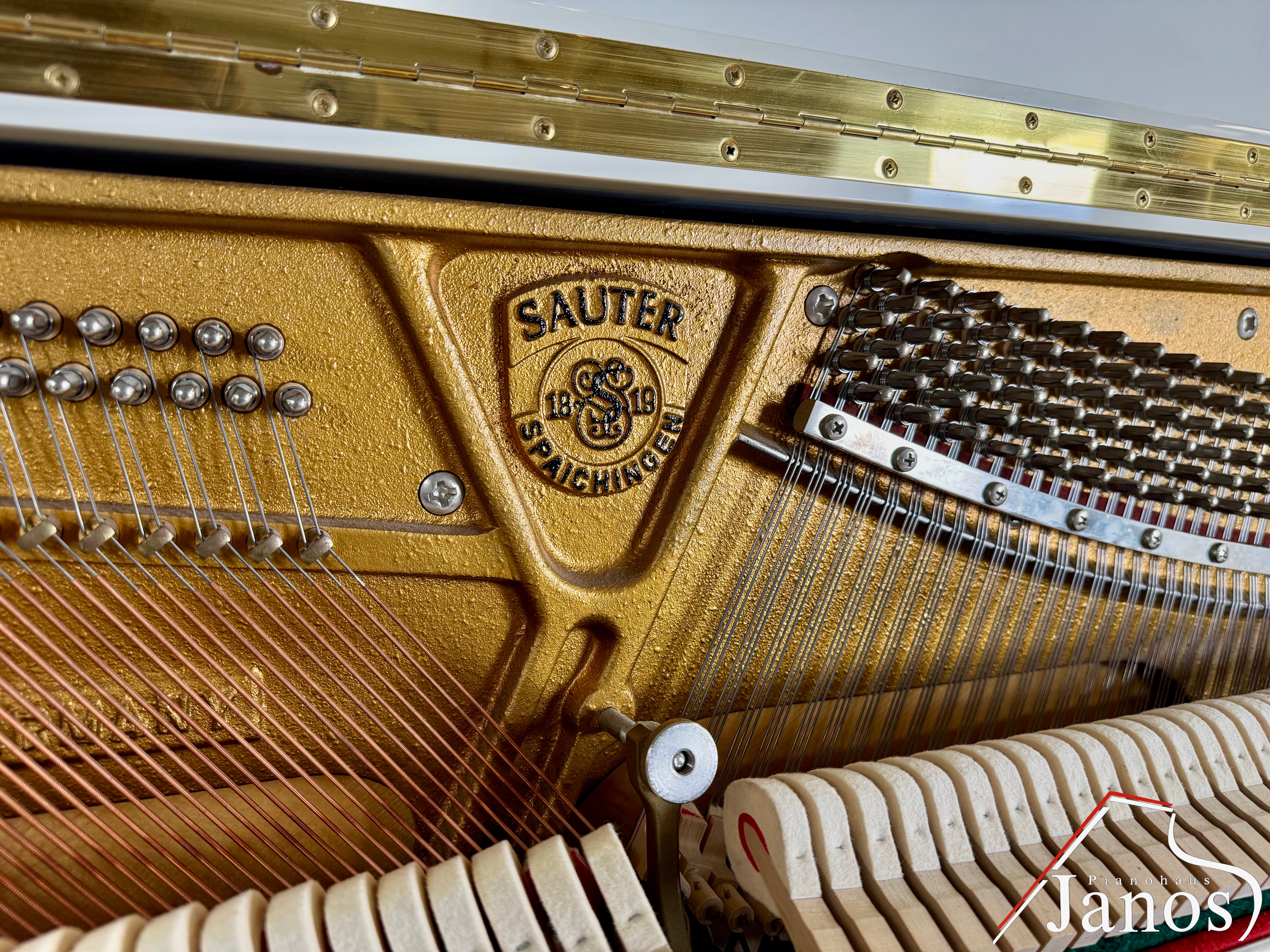 Klavier Sauter – Sondermodell - Creme Weiß Hochglanz