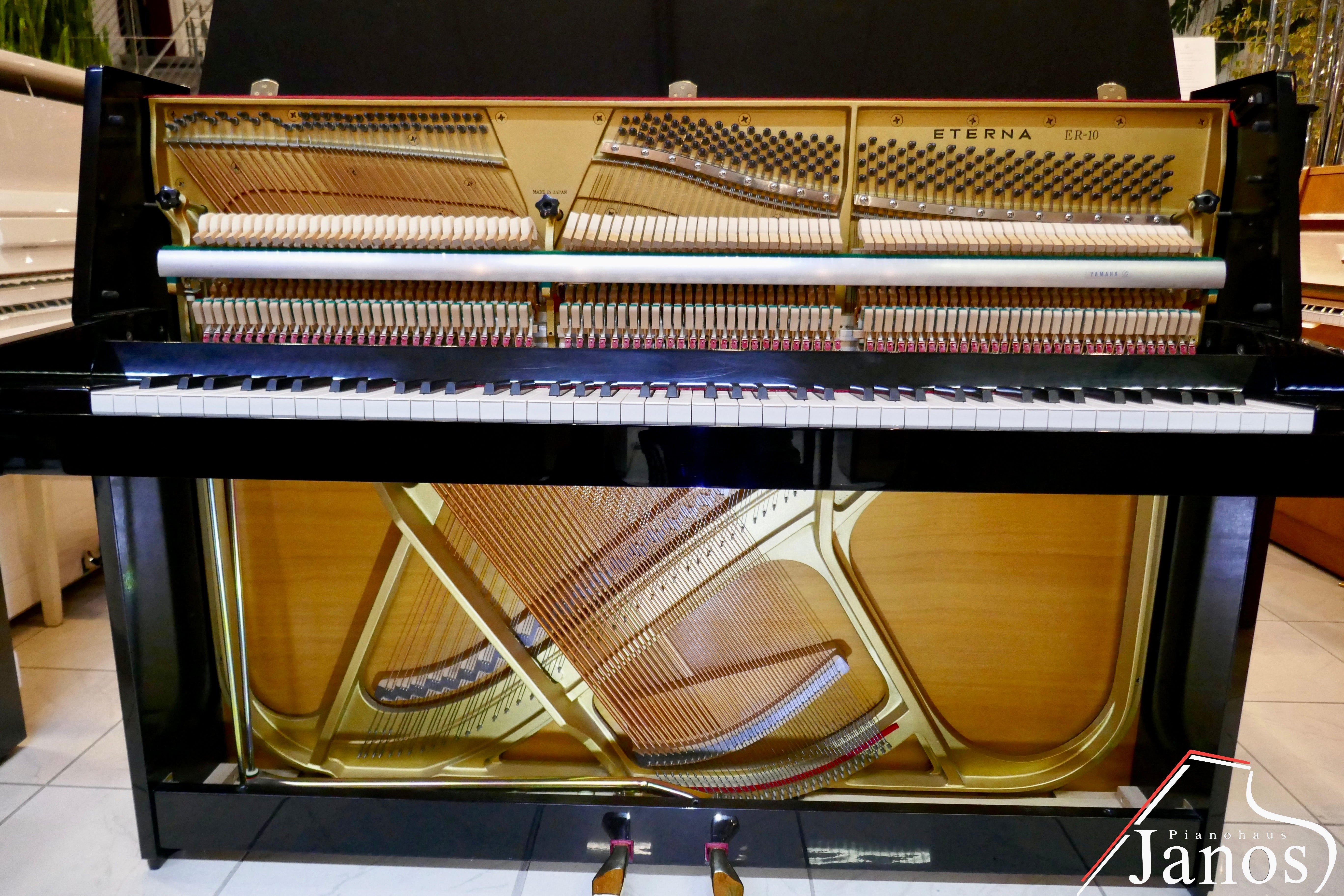 Klavier Yamaha Eterna ER-10 - Schwarz Hochglanz
