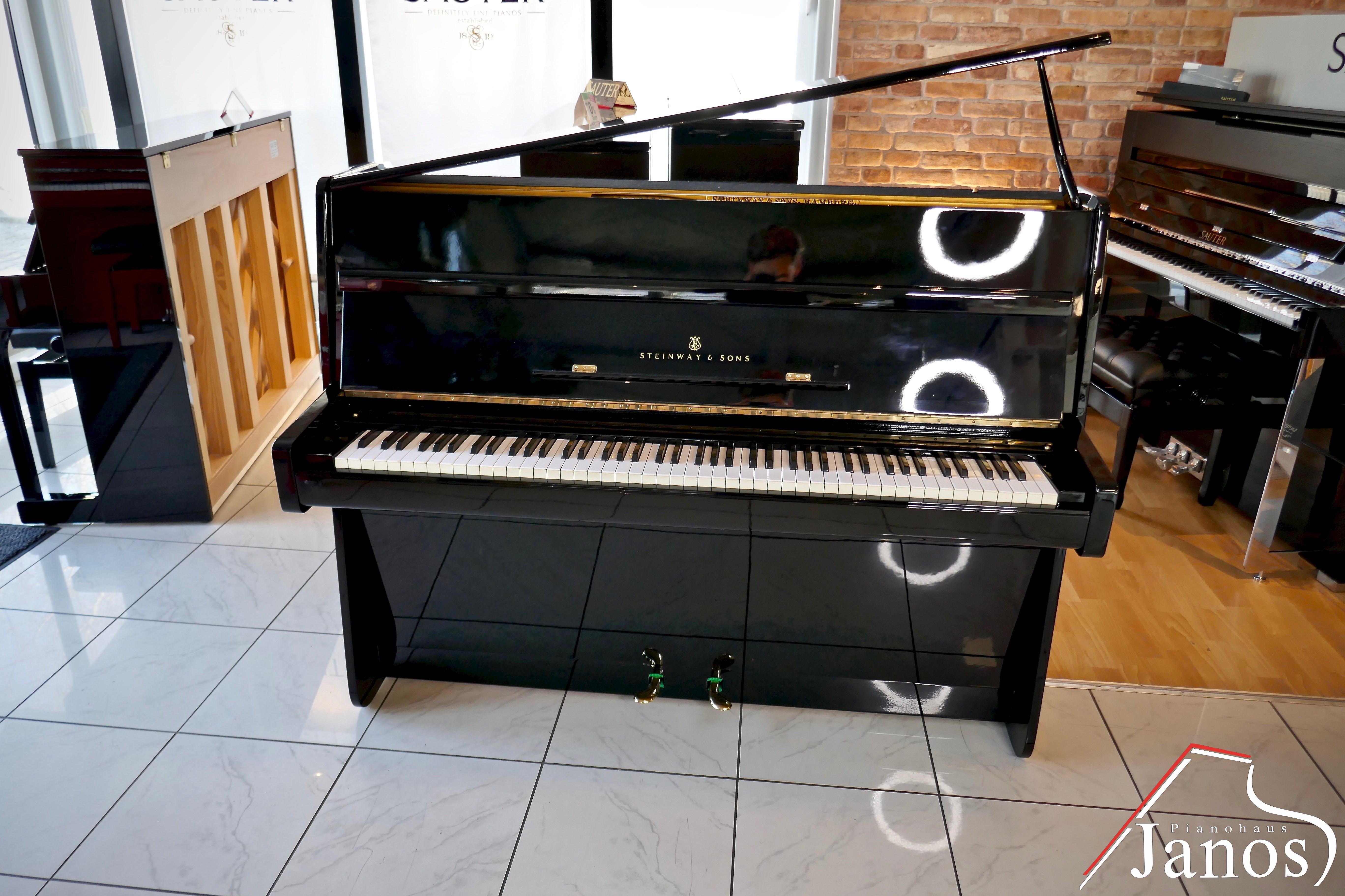 Klavier Steinway & Sons Z-114 - Schwarz Hochglanz
