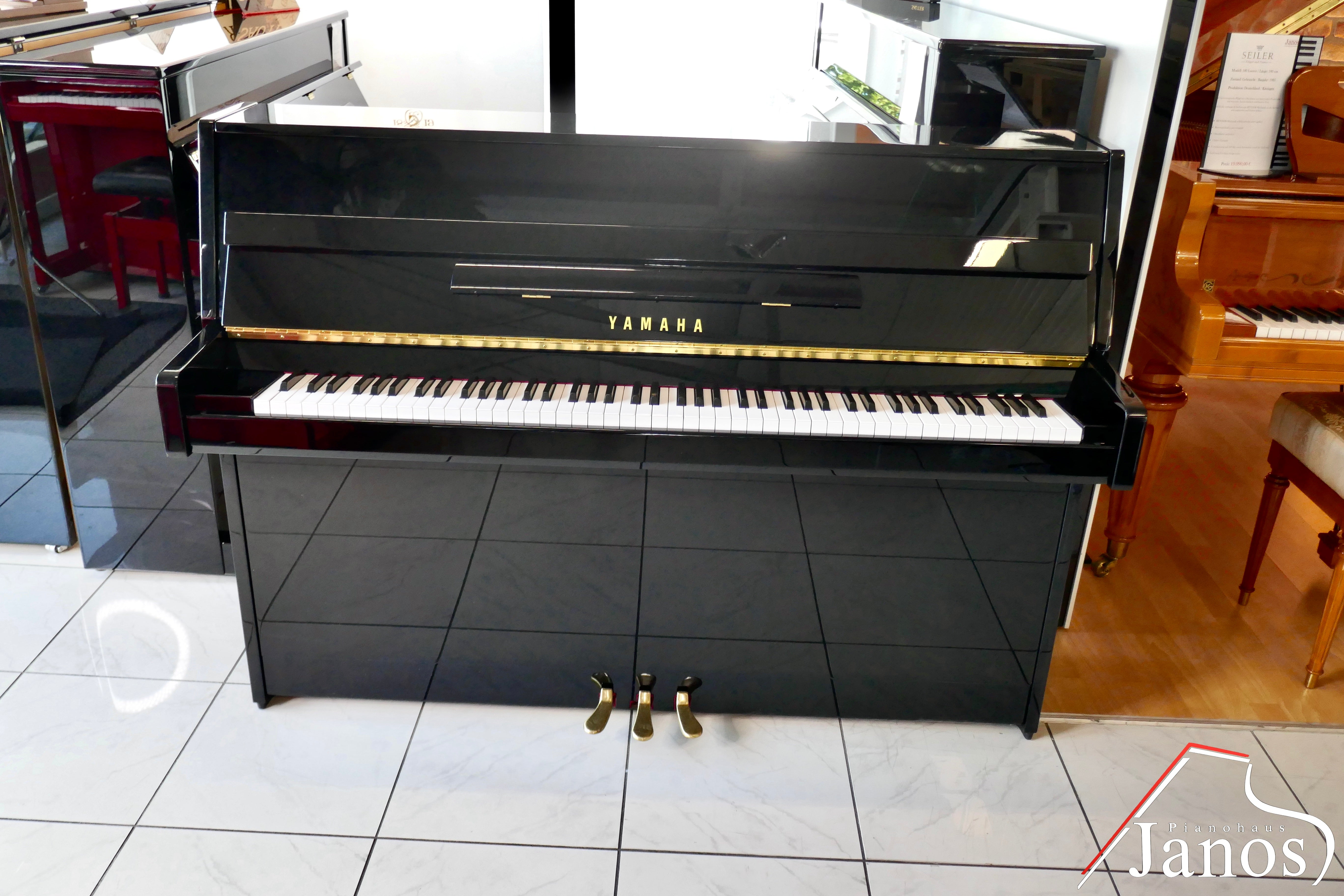 Klavier Yamaha Eterna b1 PE - Schwarz Hochglanz