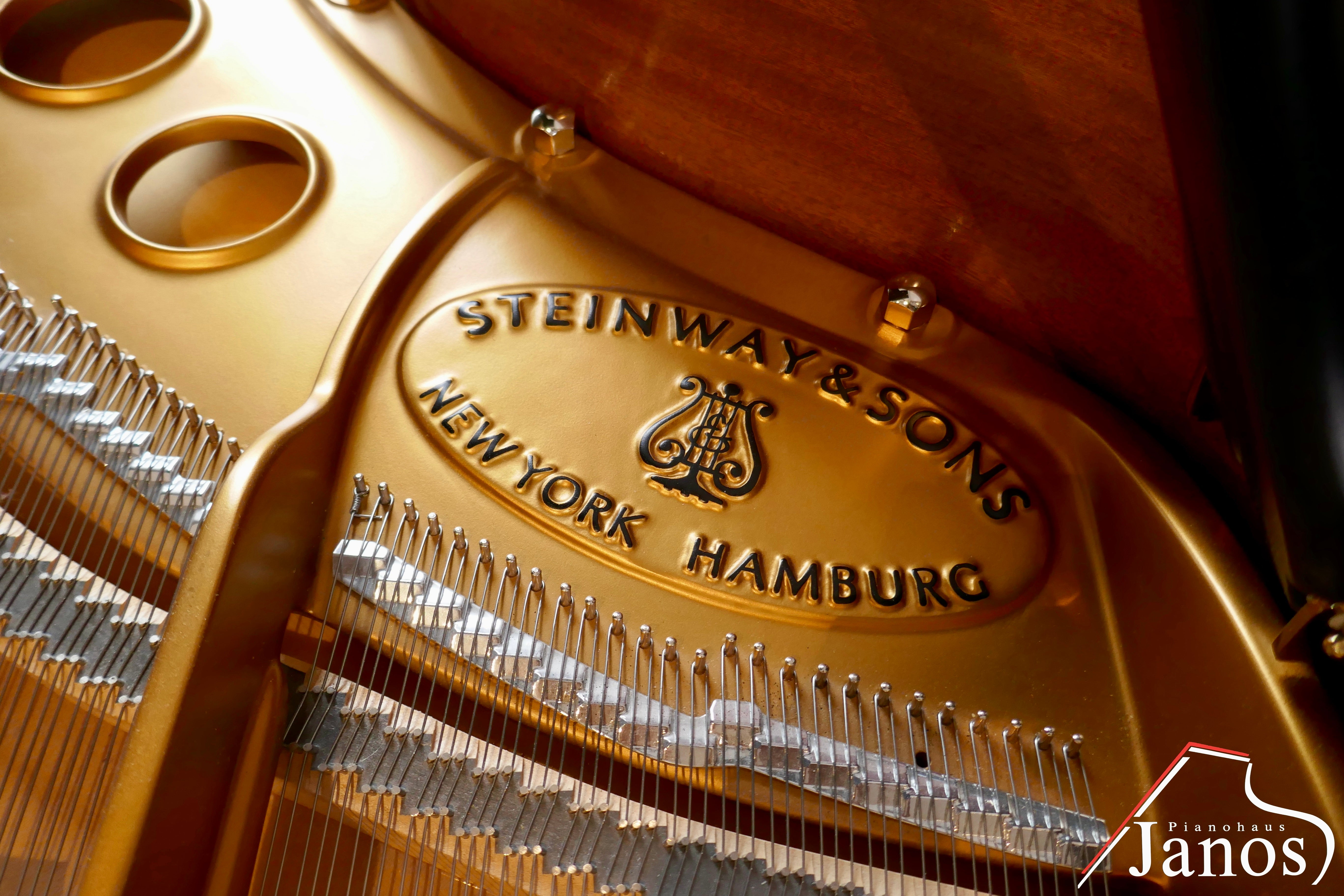 Flügel Steinway & Sons O-180 - Schwarz Hochglanz