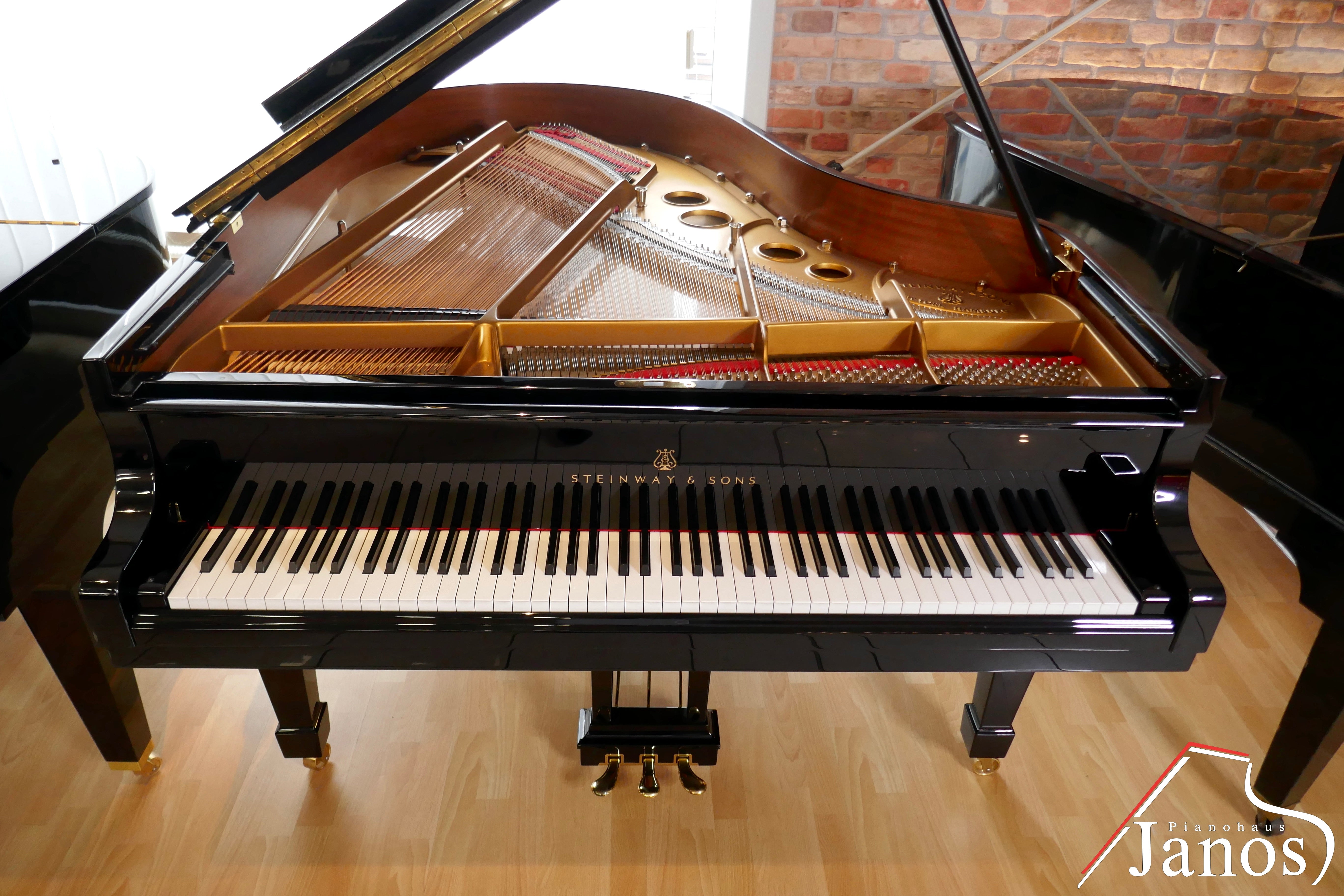Flügel Steinway & Sons O-180 - Schwarz Hochglanz