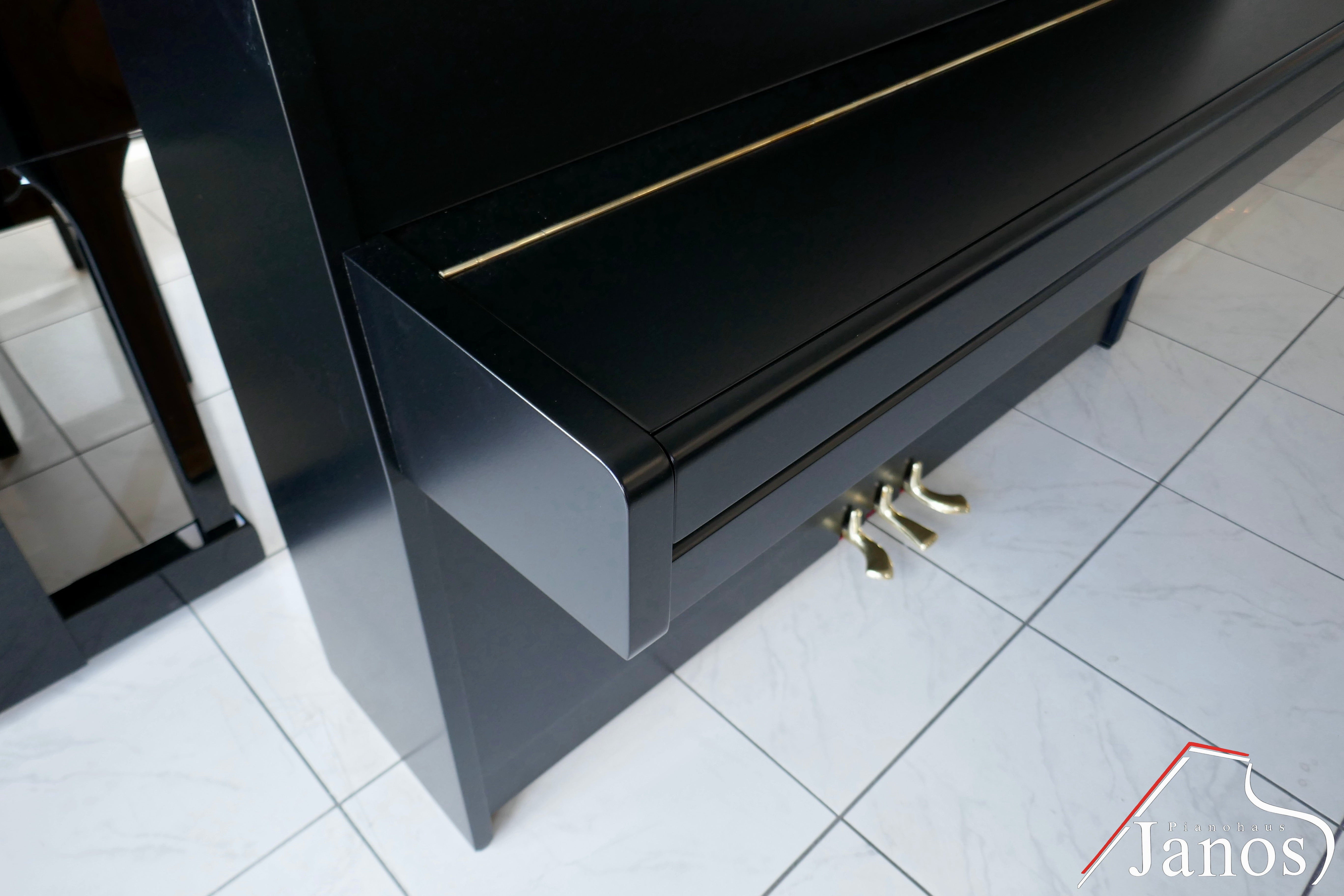 Klavier Yamaha M5J - Schwarz matt
