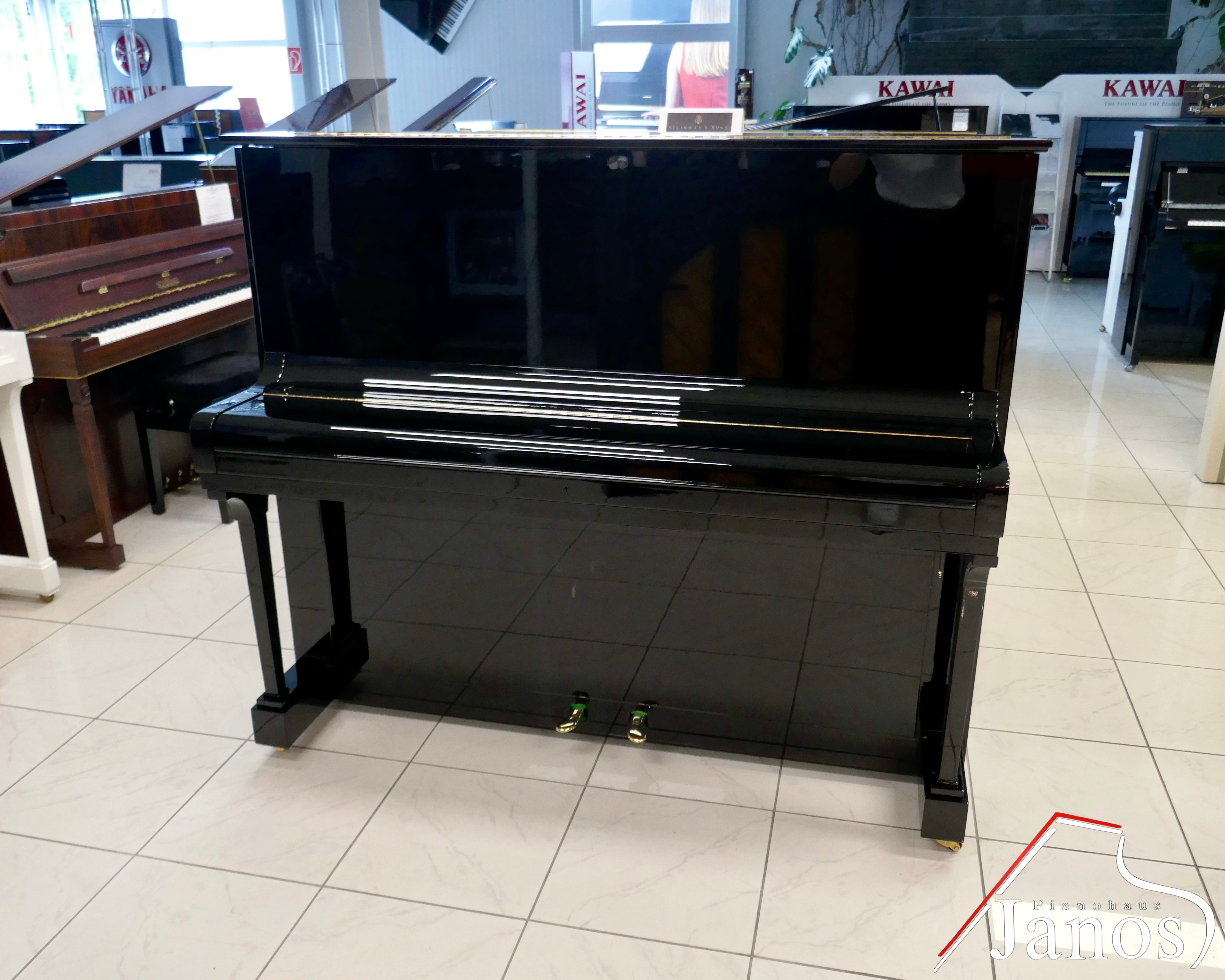 Klavier C. Bechstein Concert 8 - Schwarz Hochglanz