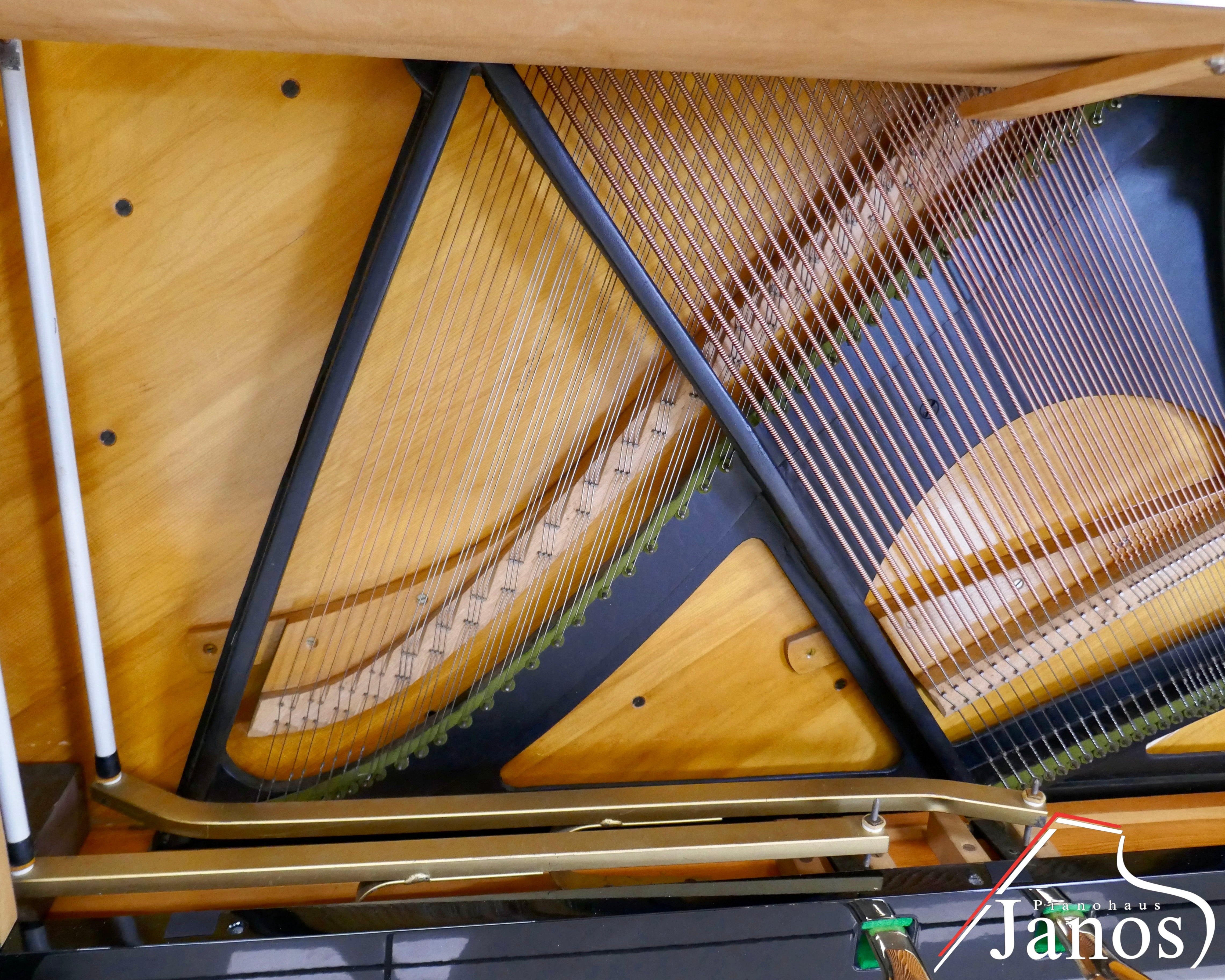 Klavier C. Bechstein Concert 8 - Schwarz Hochglanz