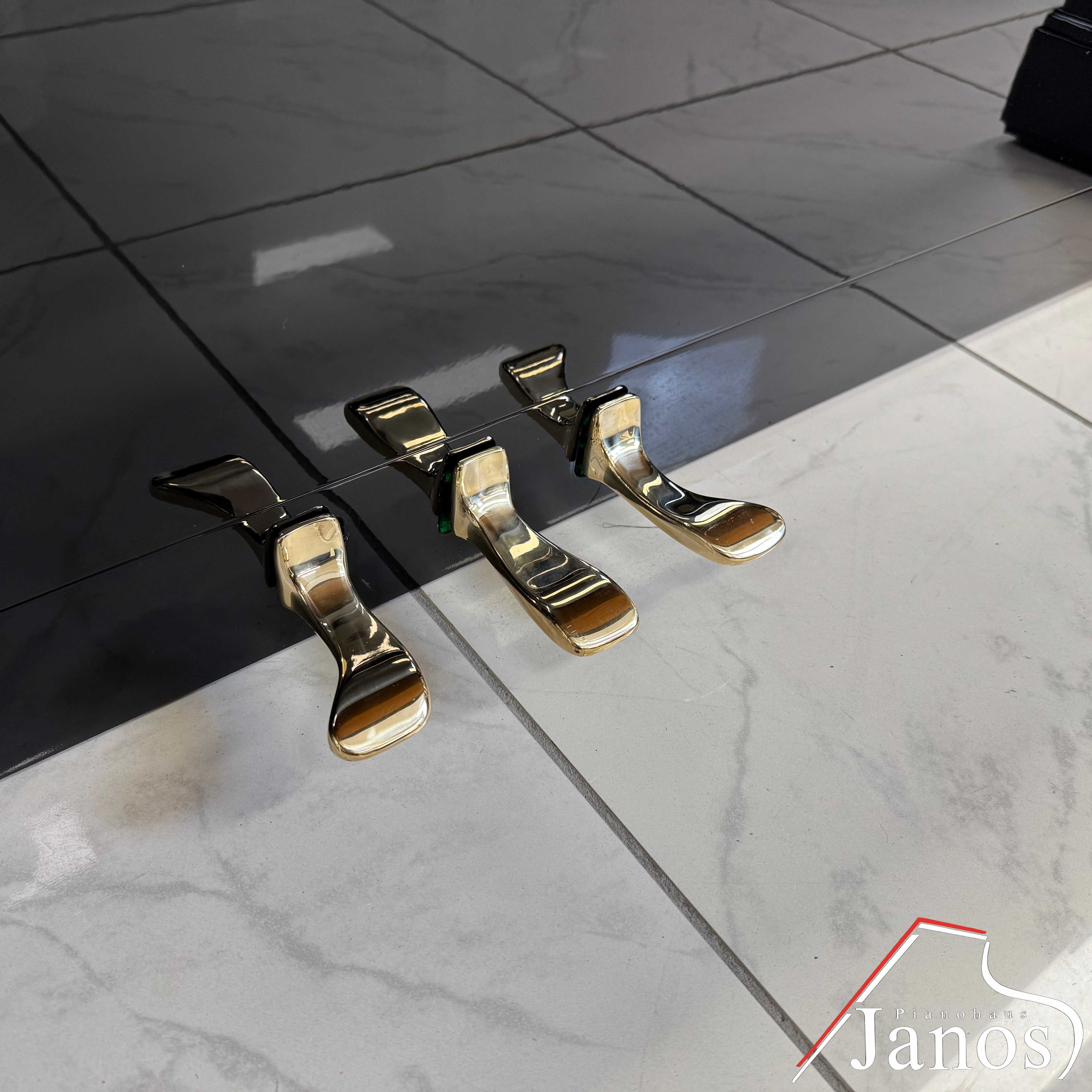 Klavier Schimmel 118 T - Schwarz Hochglanz