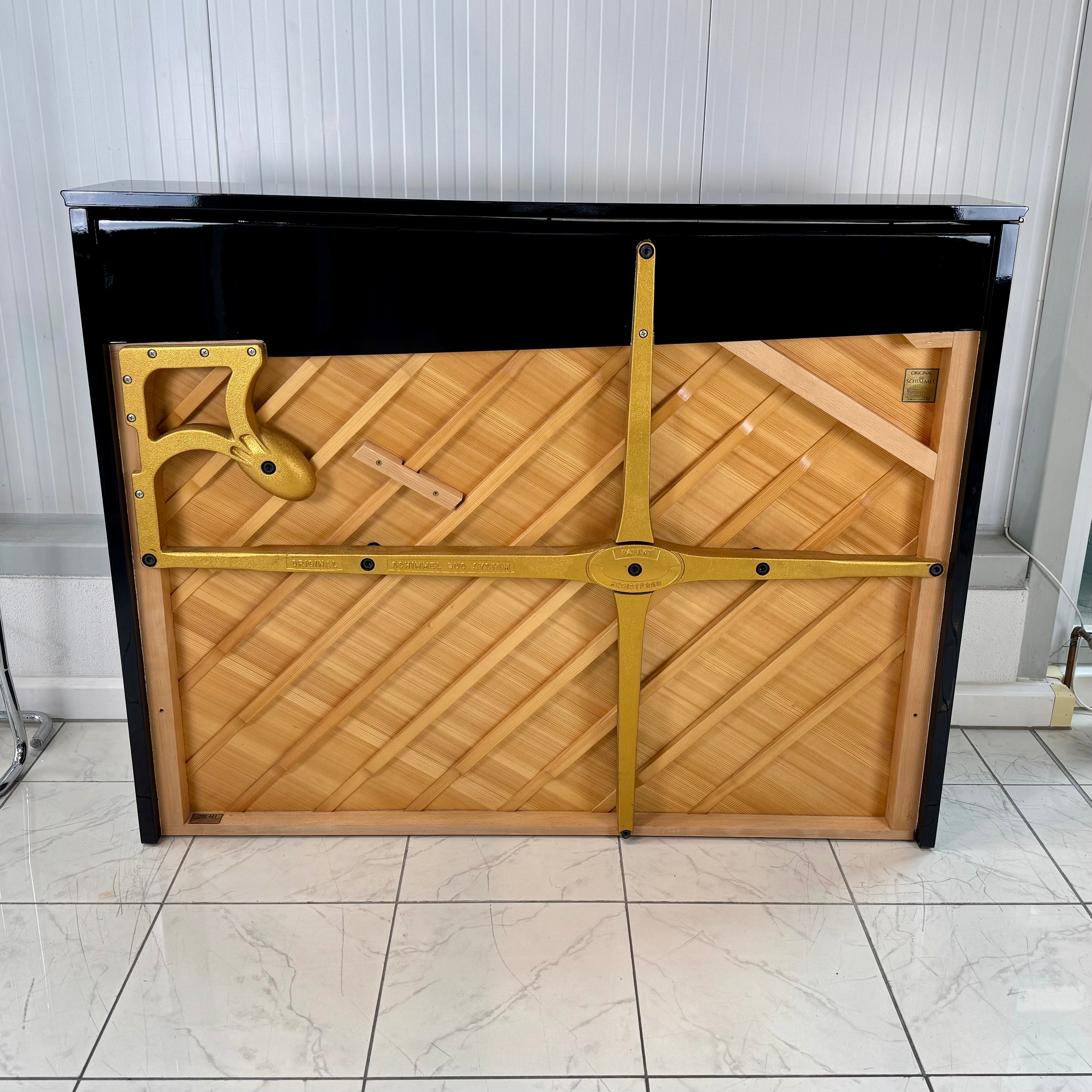 Klavier Schimmel 118 T - Schwarz Hochglanz