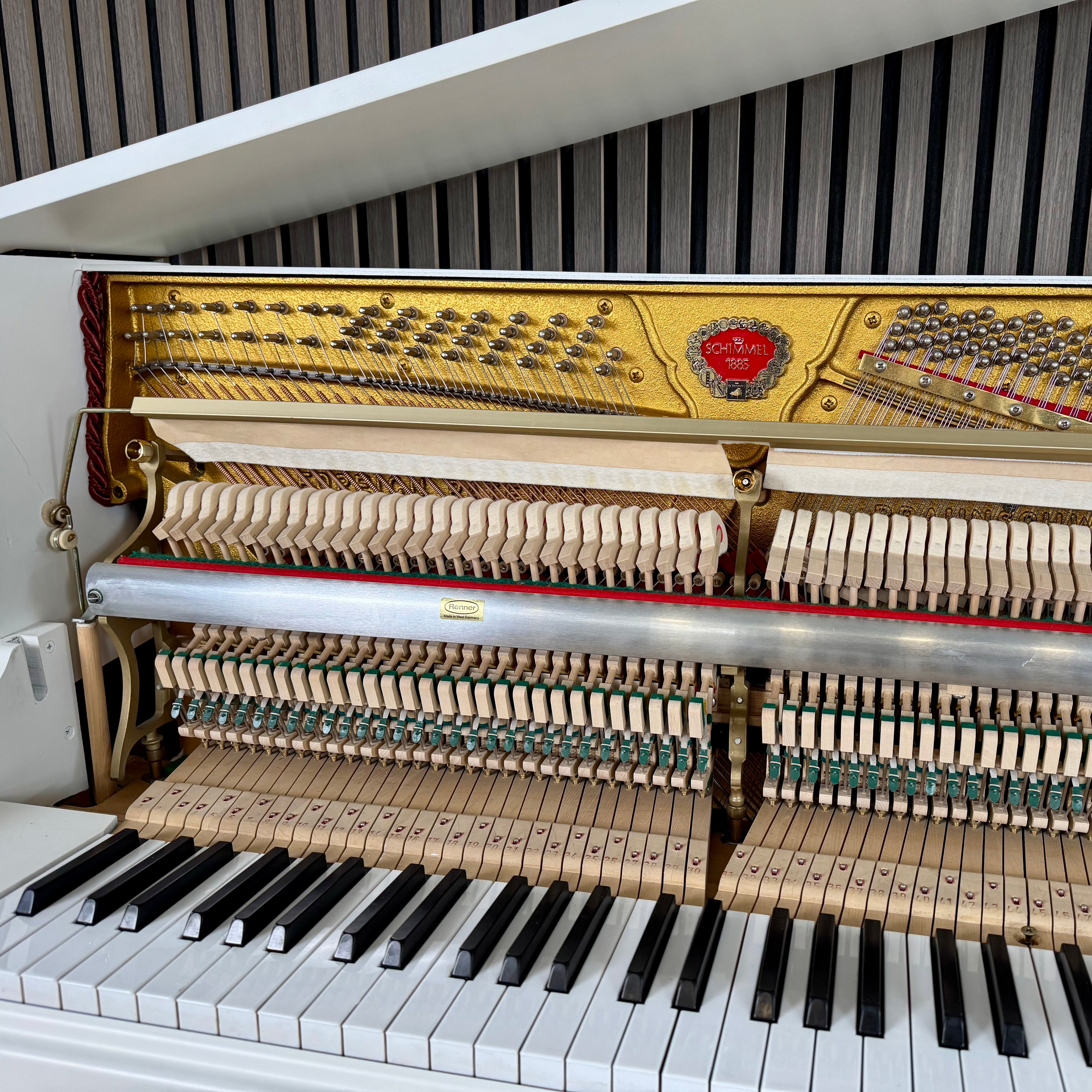 Klavier Schimmel 112 Chippendale - Weiß Matt