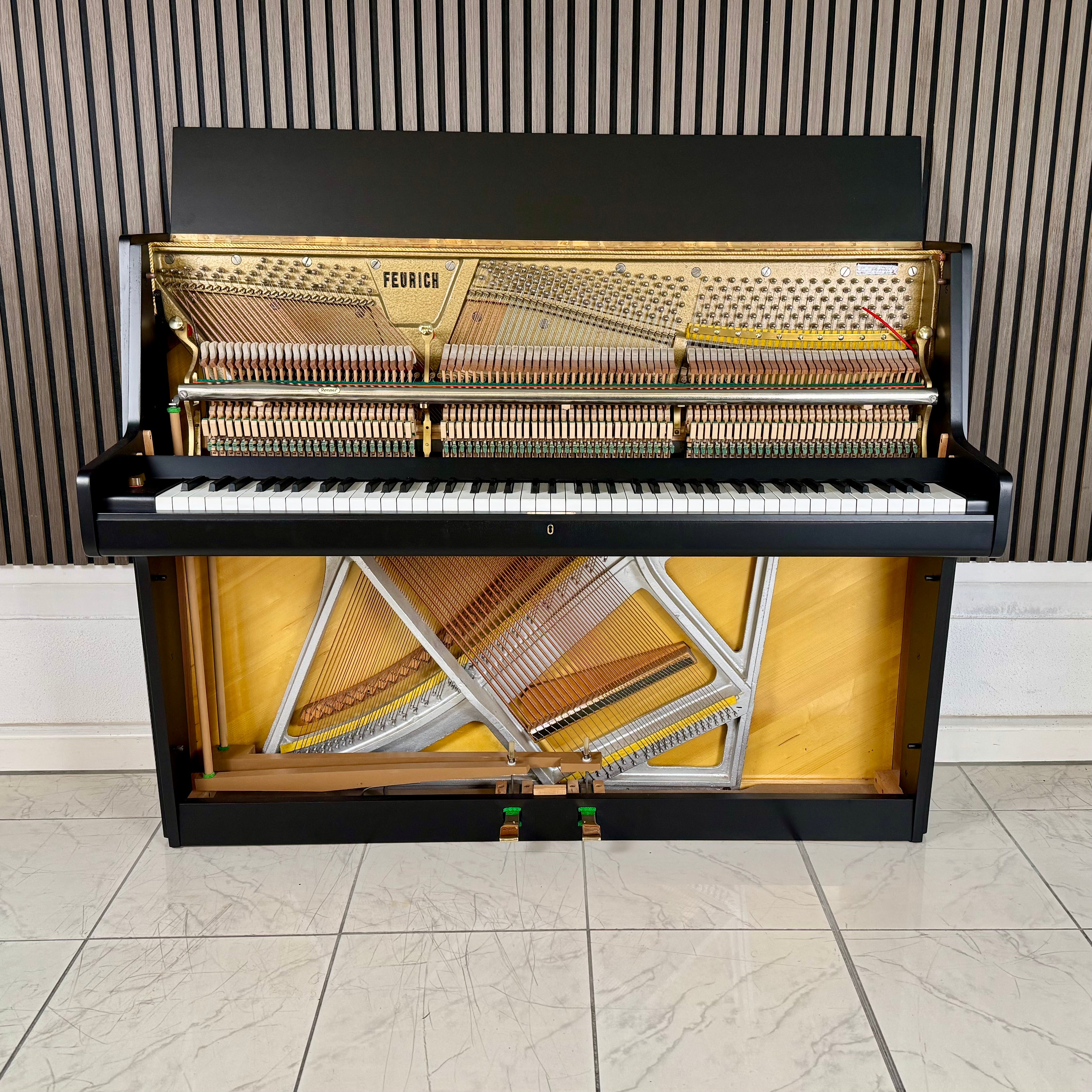 Klavier Feurich M109 - Schwarz Matt