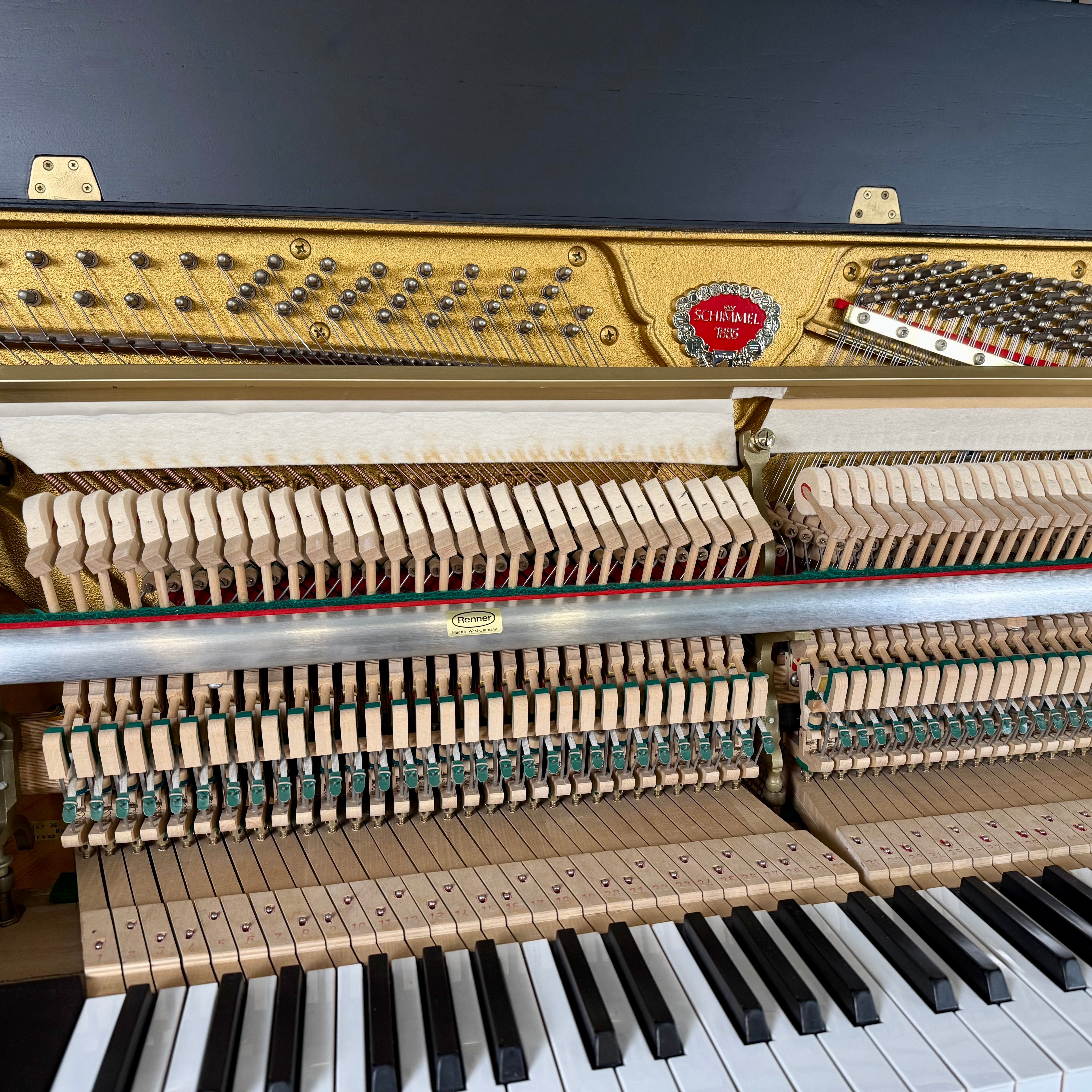 Klavier Schimmel 112 - Schwarz Matt