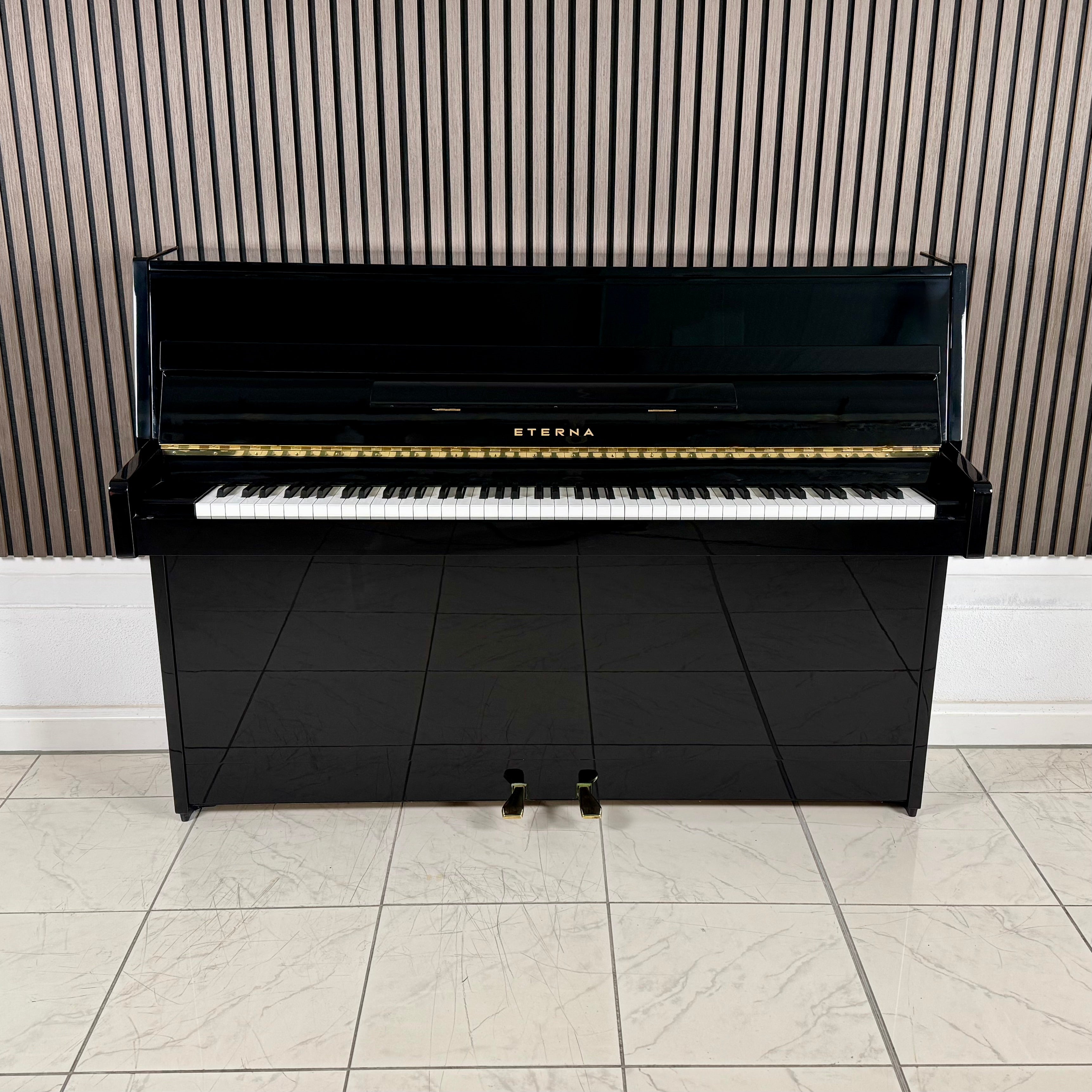 Klavier Eterna ER-10 - Schwarz Hochglanz - by Yamaha
