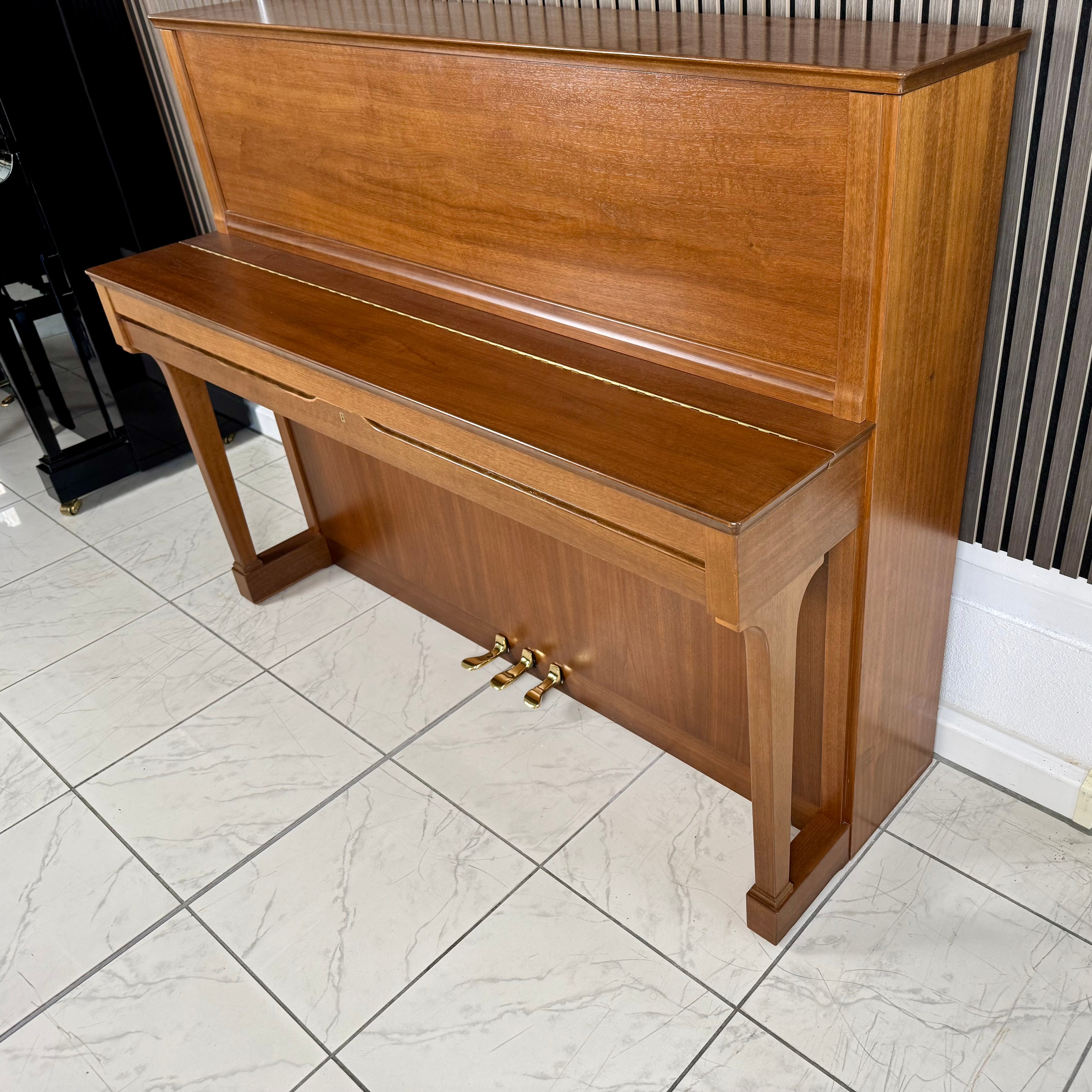 Klavier Schimmel 118 T - Nussbaum Satiniert