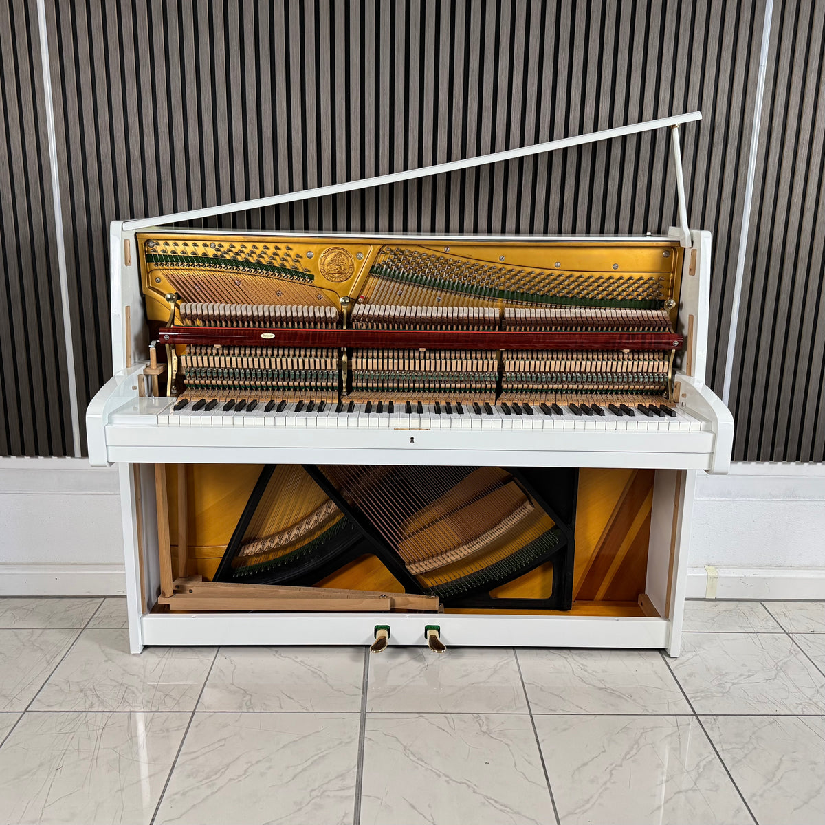 Klavier C. Bechstein 12 N  - Weiß Hochglanz