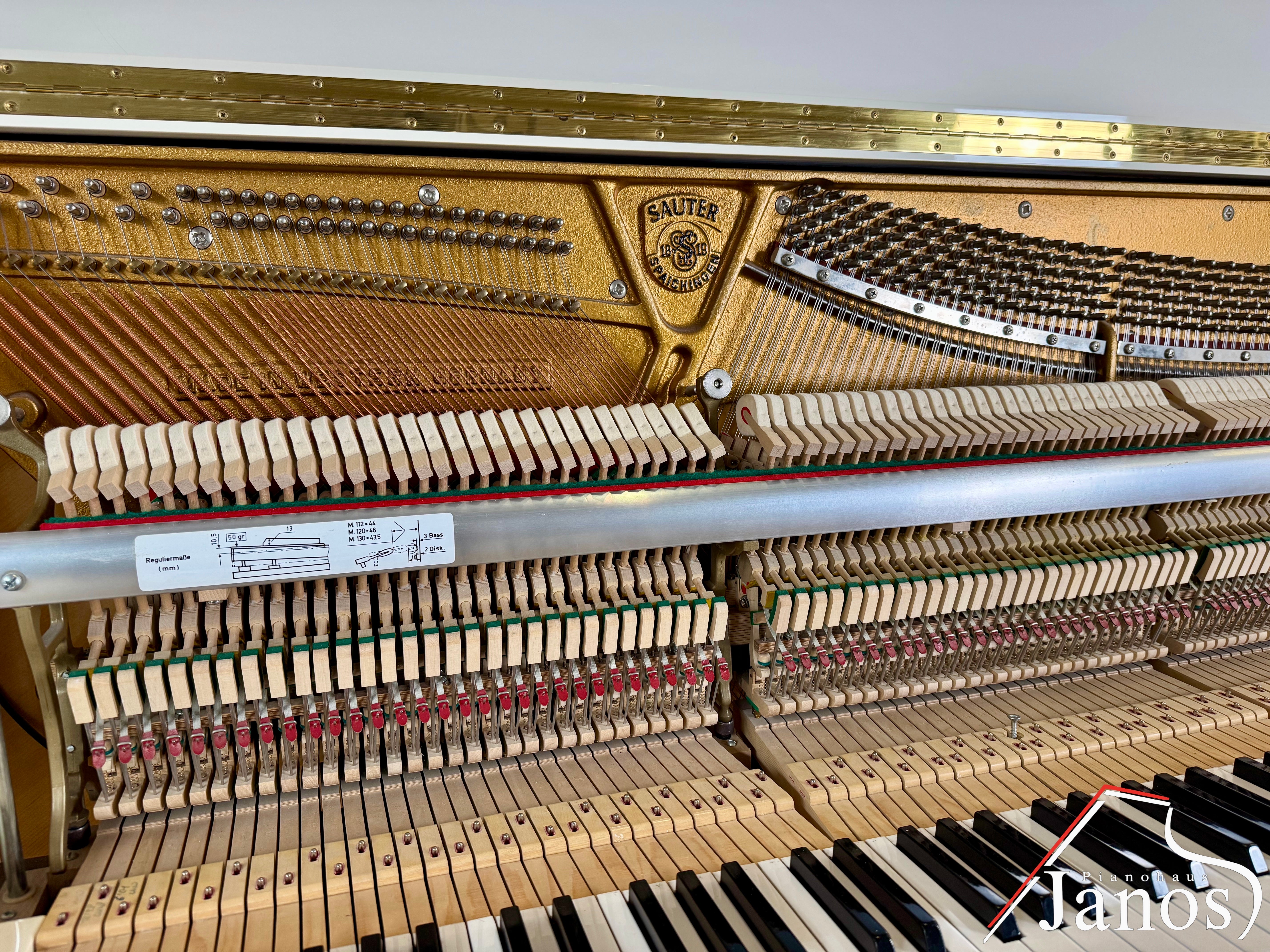 Klavier Sauter – Sondermodell - Creme Weiß Hochglanz