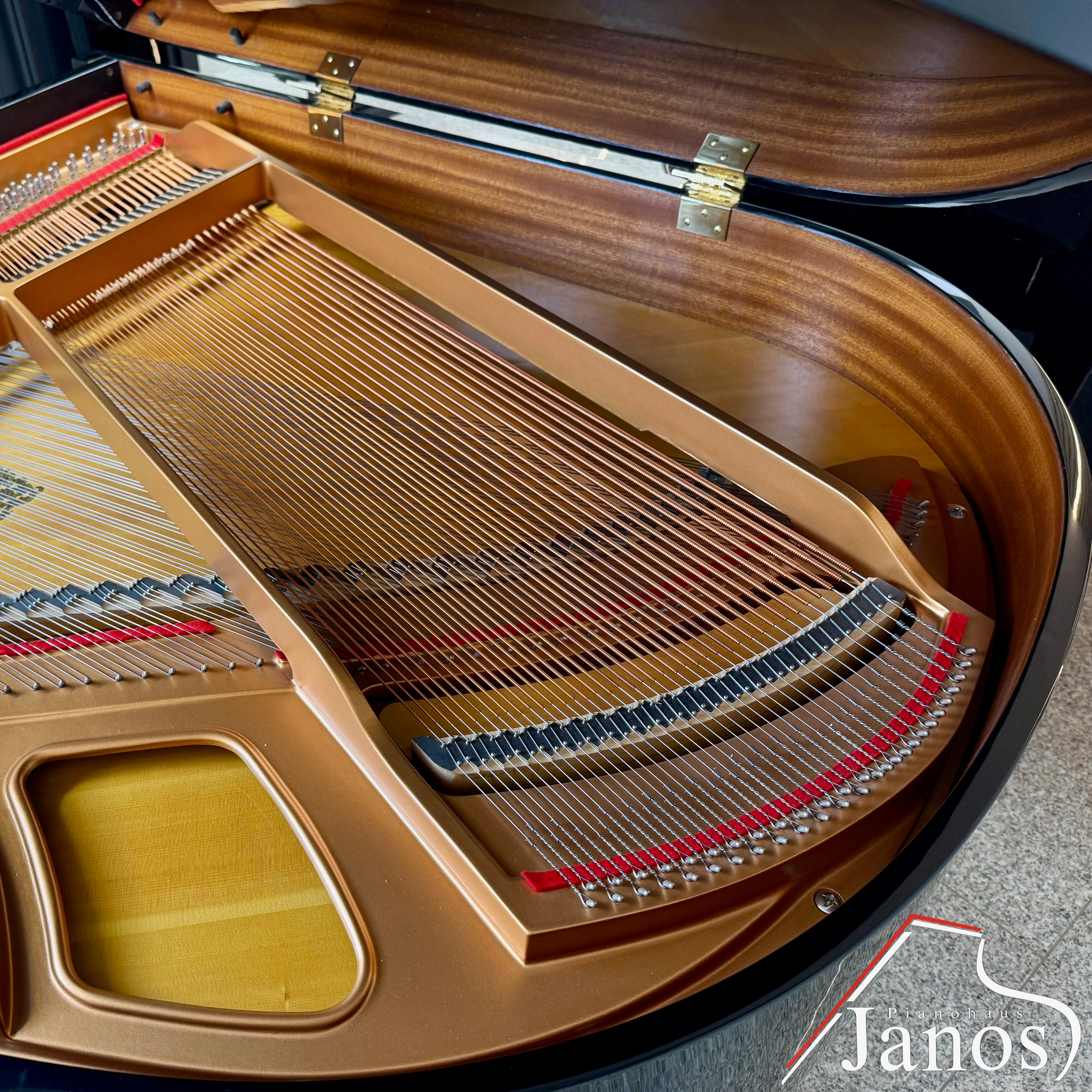 Flügel Yamaha GA1 - Schwarz Hochglanz
