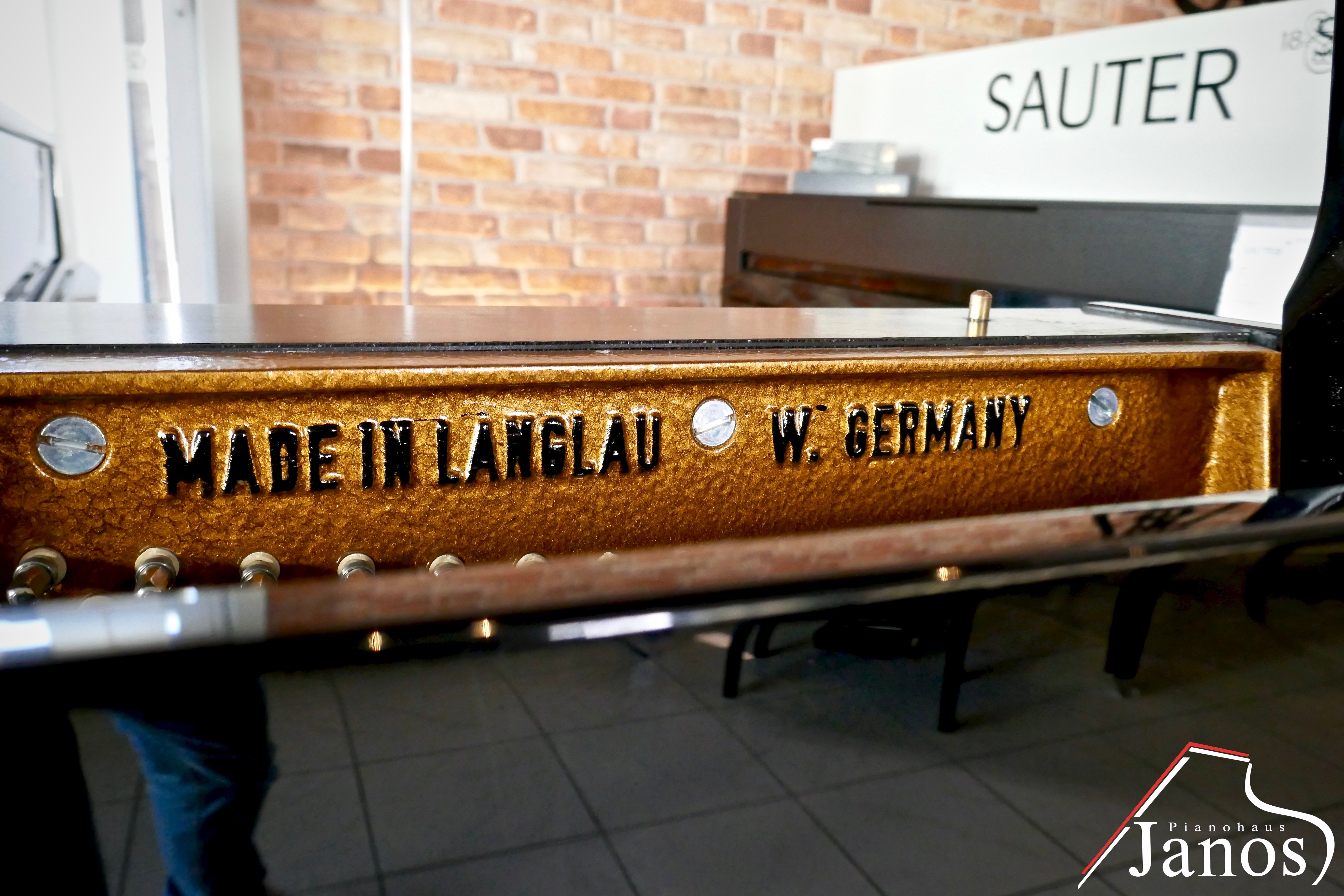 Klavier W. Hoffmann 115 Konsole - Schwarz Hochglanz