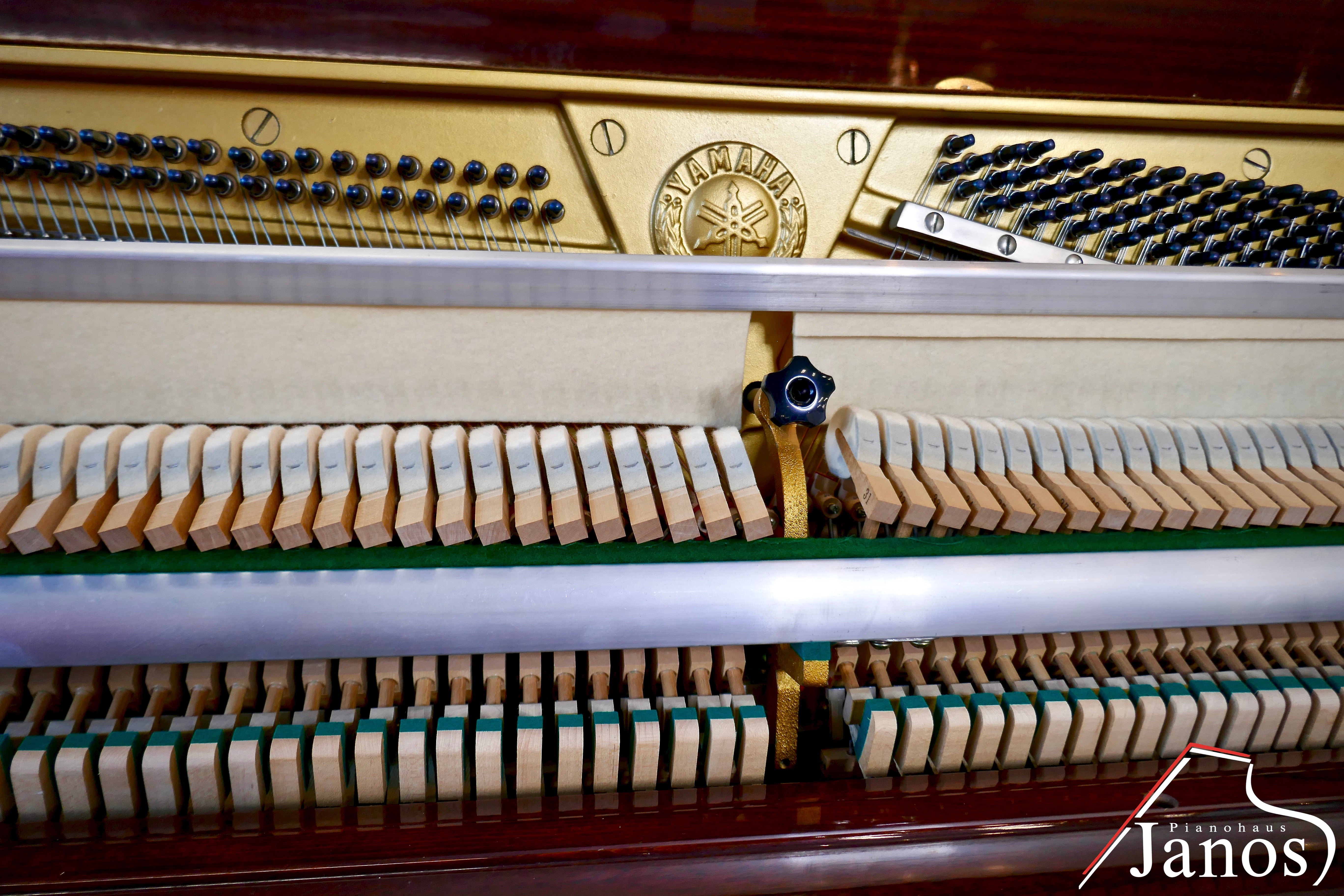 Klavier Yamaha M1JR - Mahagoni Hochglanz