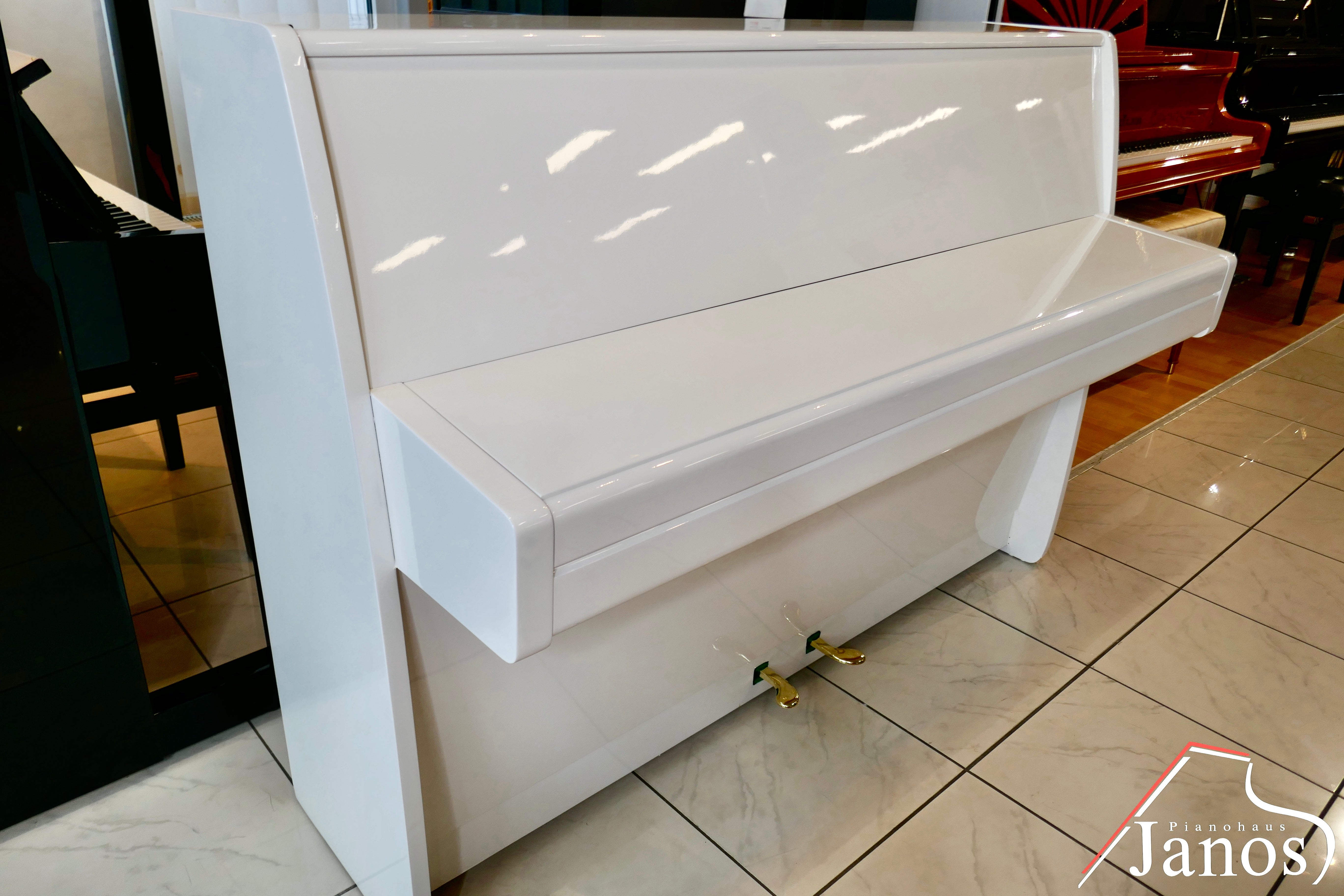 Klavier Steinway & Sons F-104 - Weiß Hochglanz