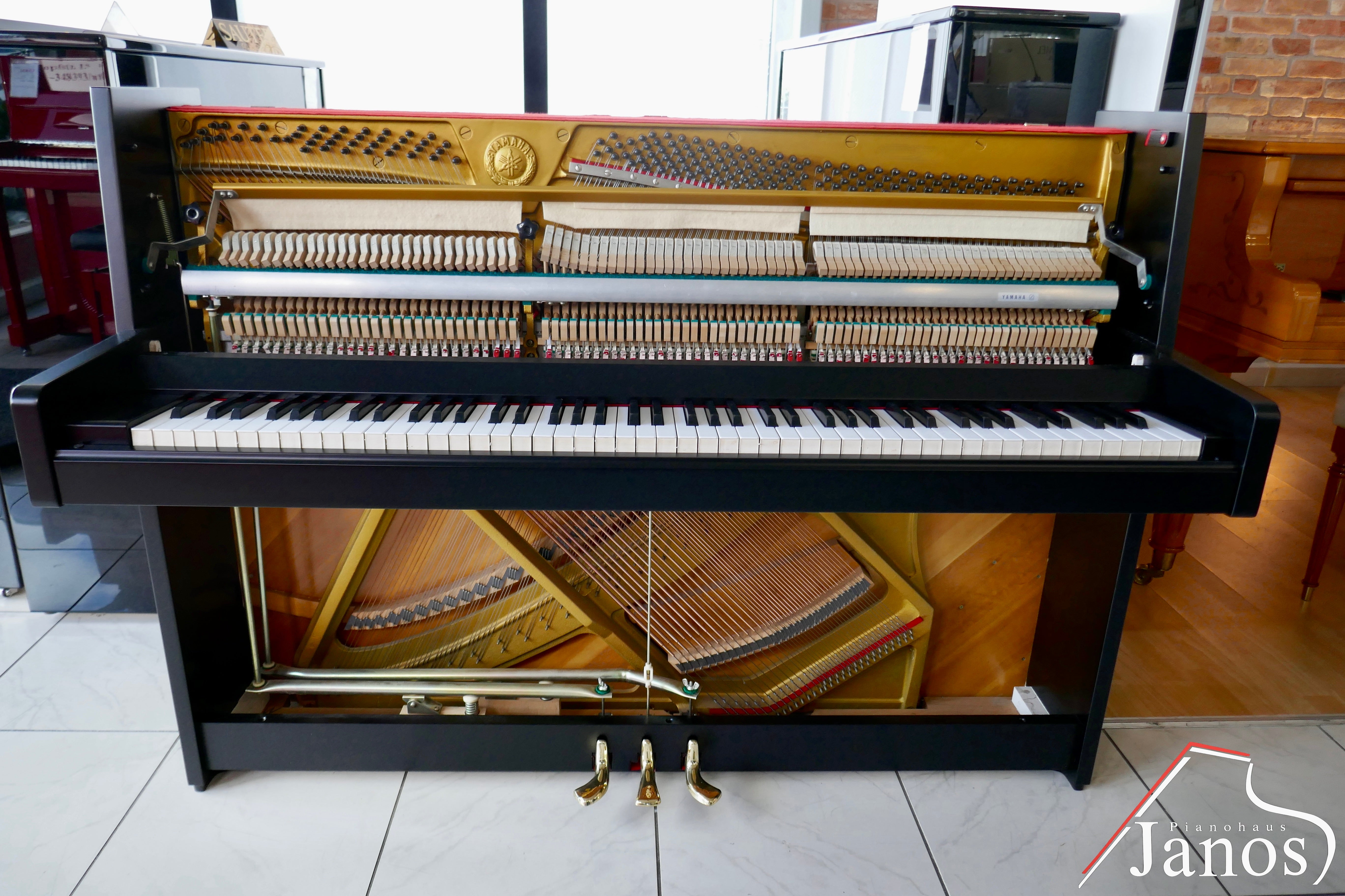 Klavier Yamaha M5J - Schwarz matt