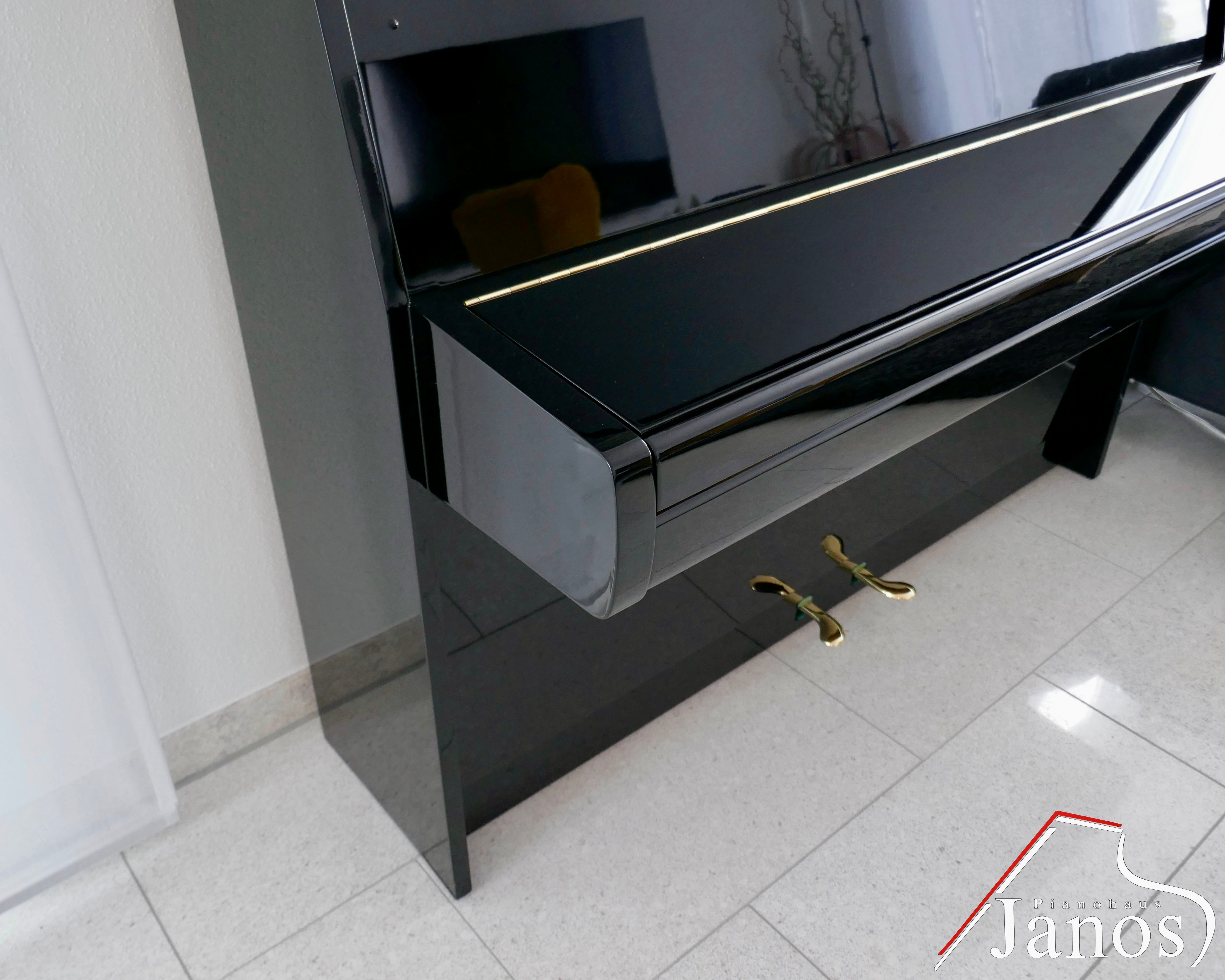 Klavier Steinway & Sons Z-114 - mit Silent System