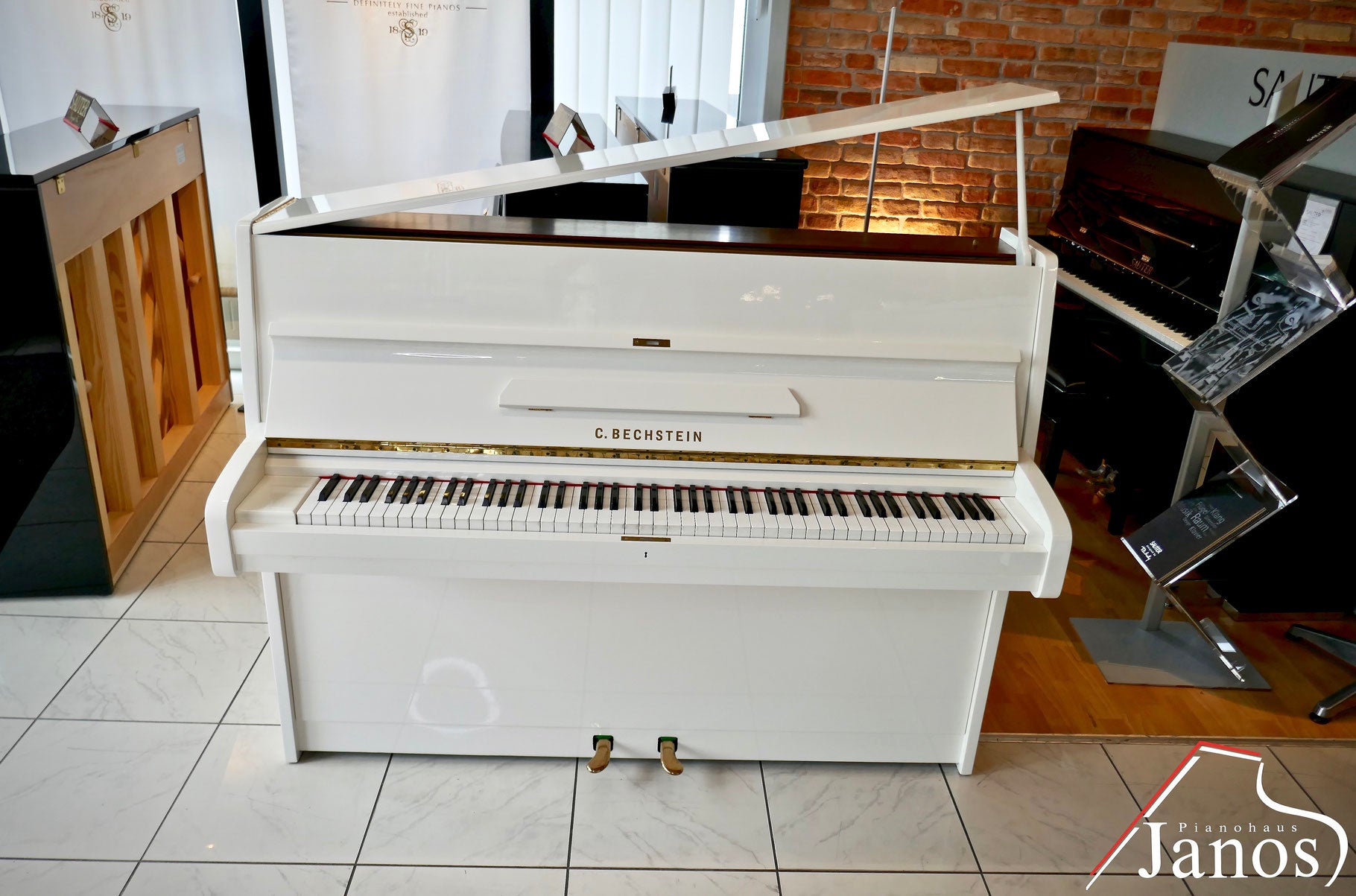 Klavier C. Bechstein 12 N  - Weiß Hochglanz